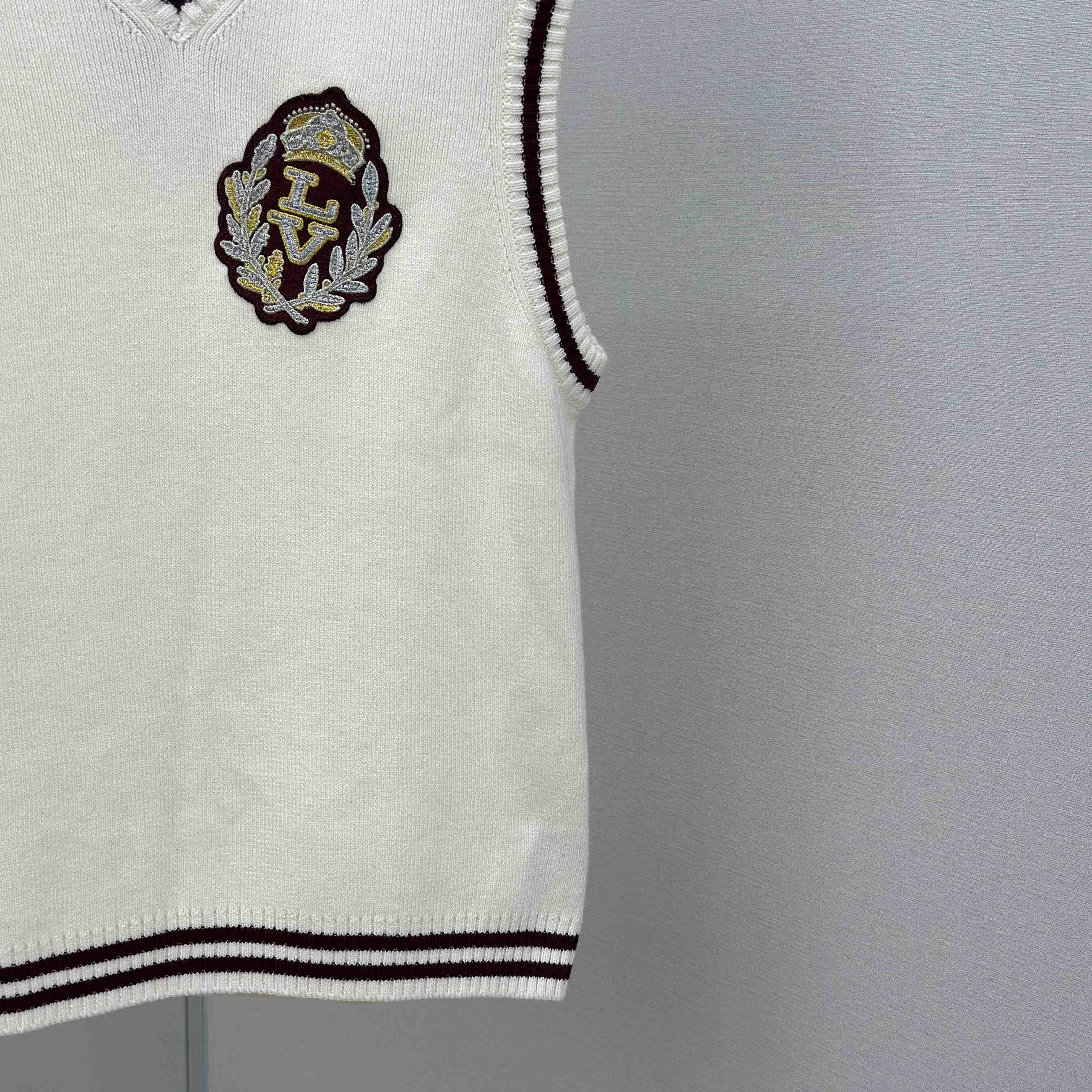 Louis Vuitton Embellished Wool Vest   1AGJGW - FashionPlug