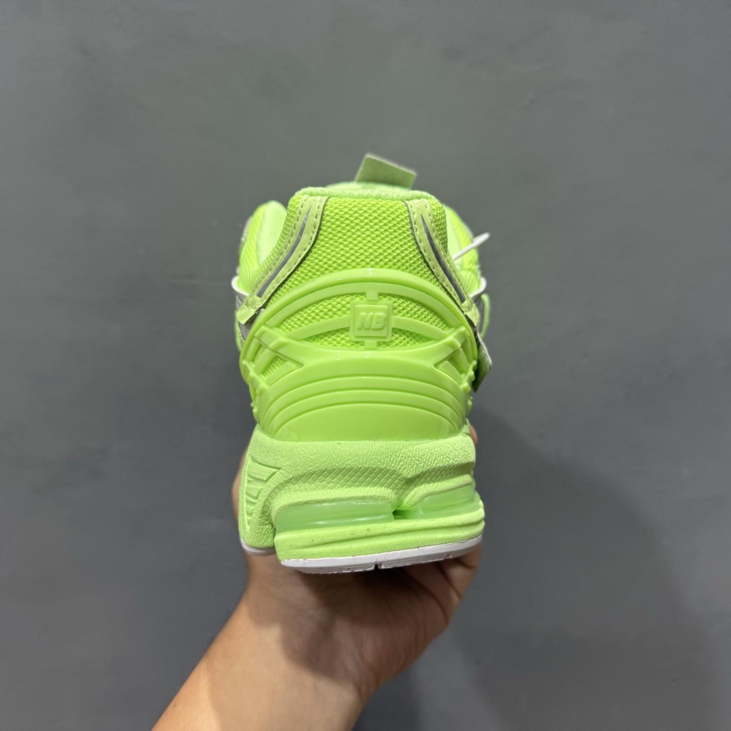 New Balance 1906 Sneakers - FashionPlug