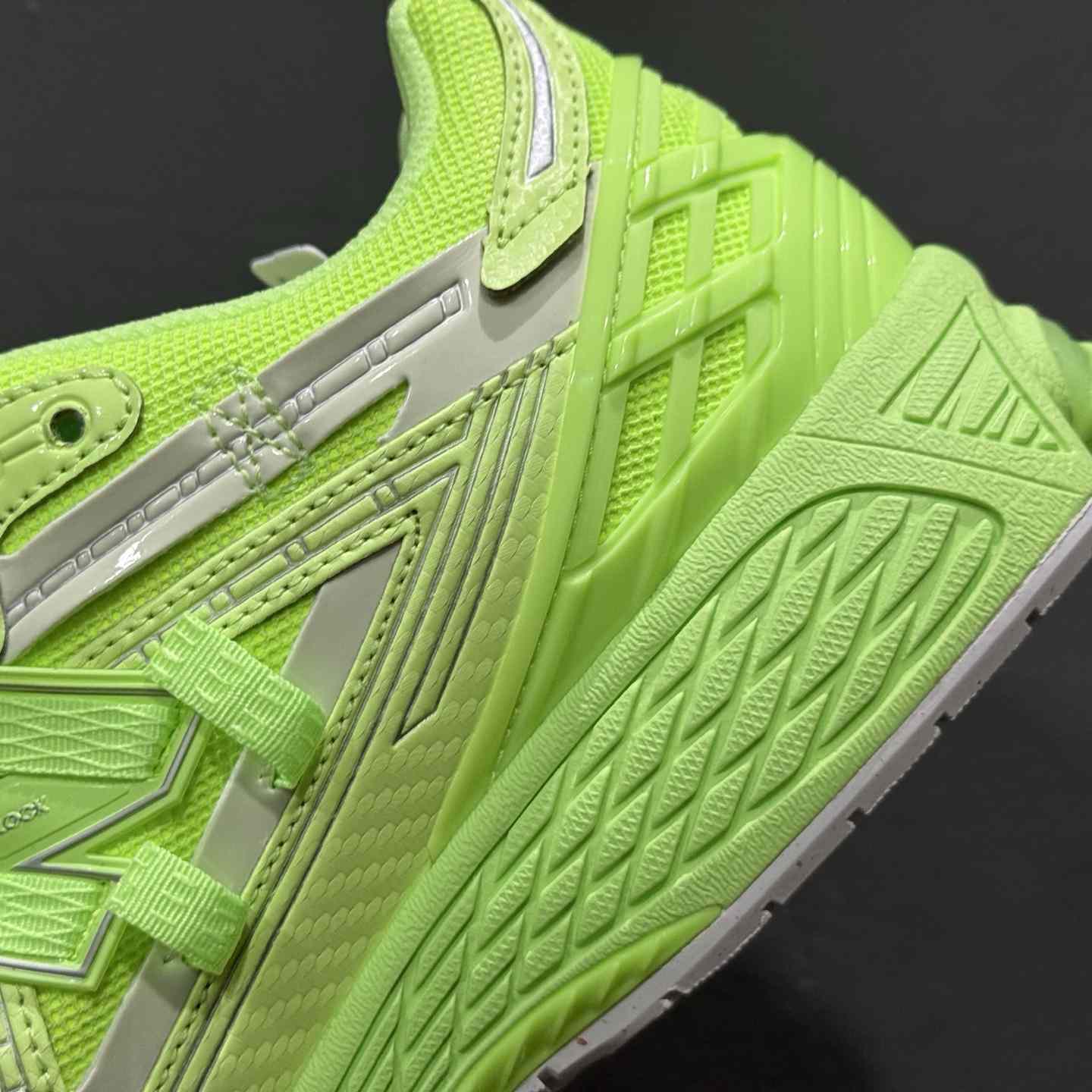 New Balance 1906 Sneakers - FashionPlug