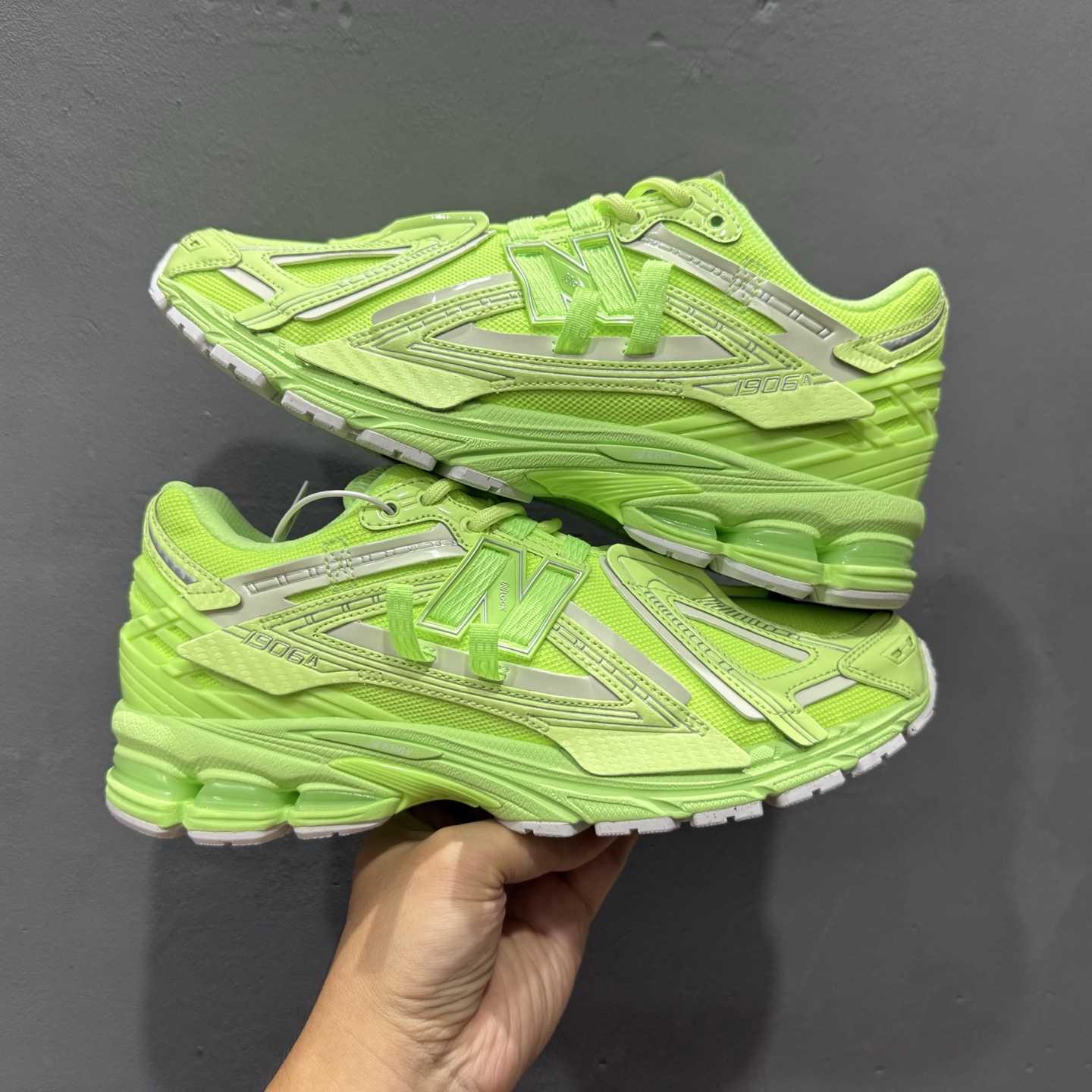 New Balance 1906 Sneakers - FashionPlug