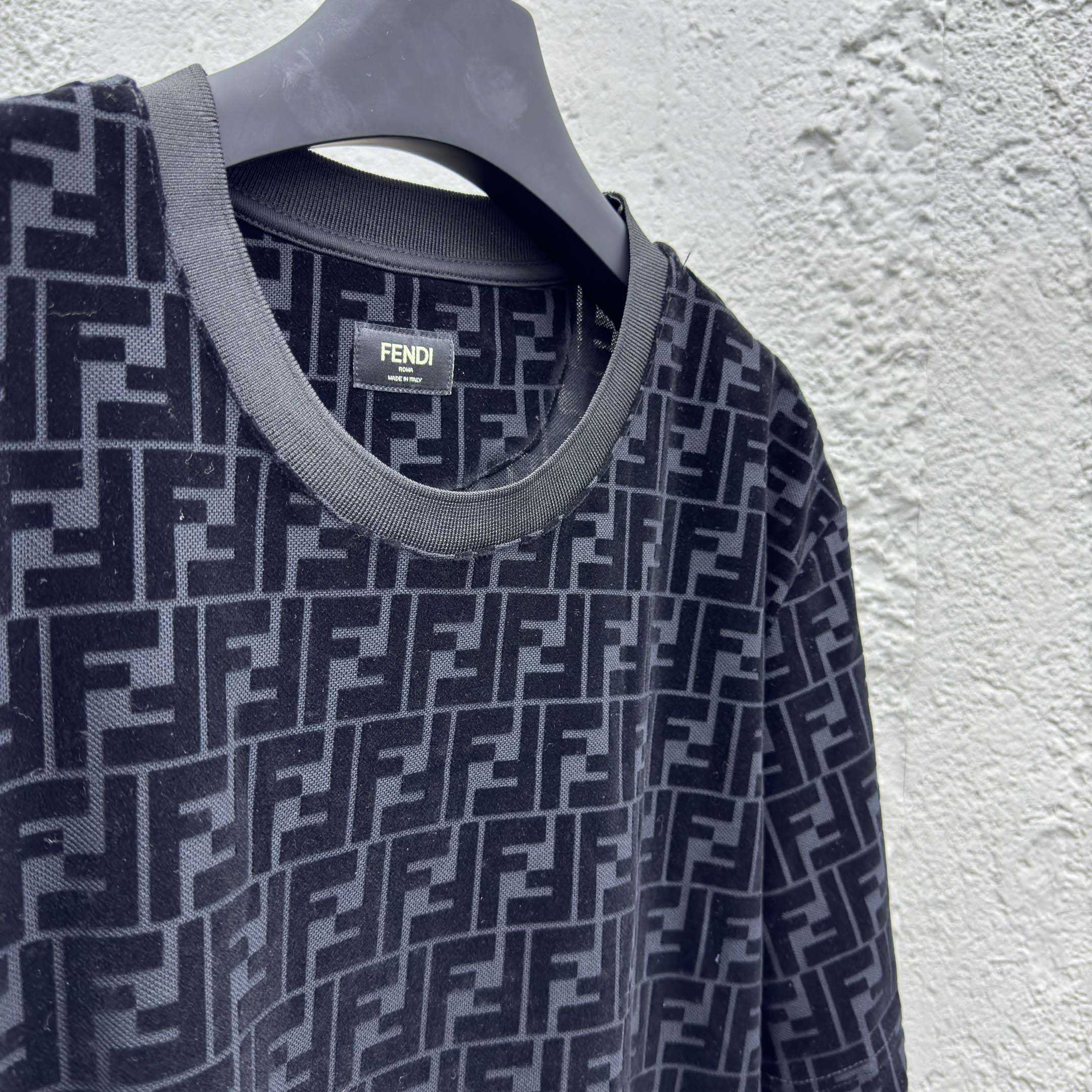 Fendi T-shirt In Black Piqué - FashionPlug