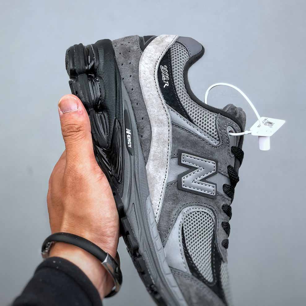 New Balance 2002R 'Castlerock Shadow Black'   M2002RCL  - FashionPlug