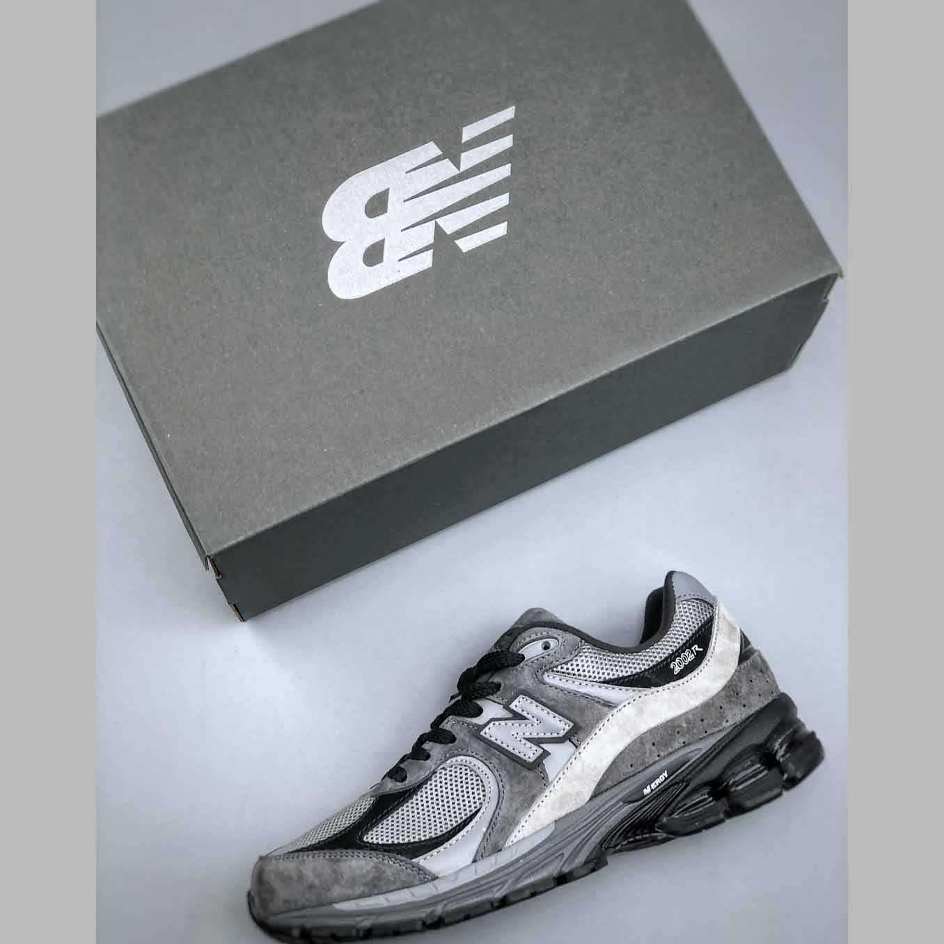 New Balance 2002R 'Castlerock Shadow Black'   M2002RCL  - FashionPlug