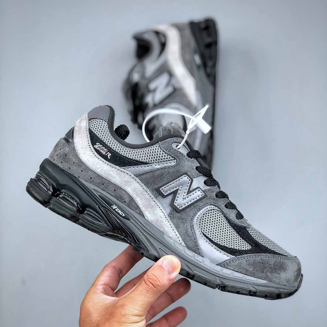 New Balance 2002R 'Castlerock Shadow Black'   M2002RCL  - FashionPlug