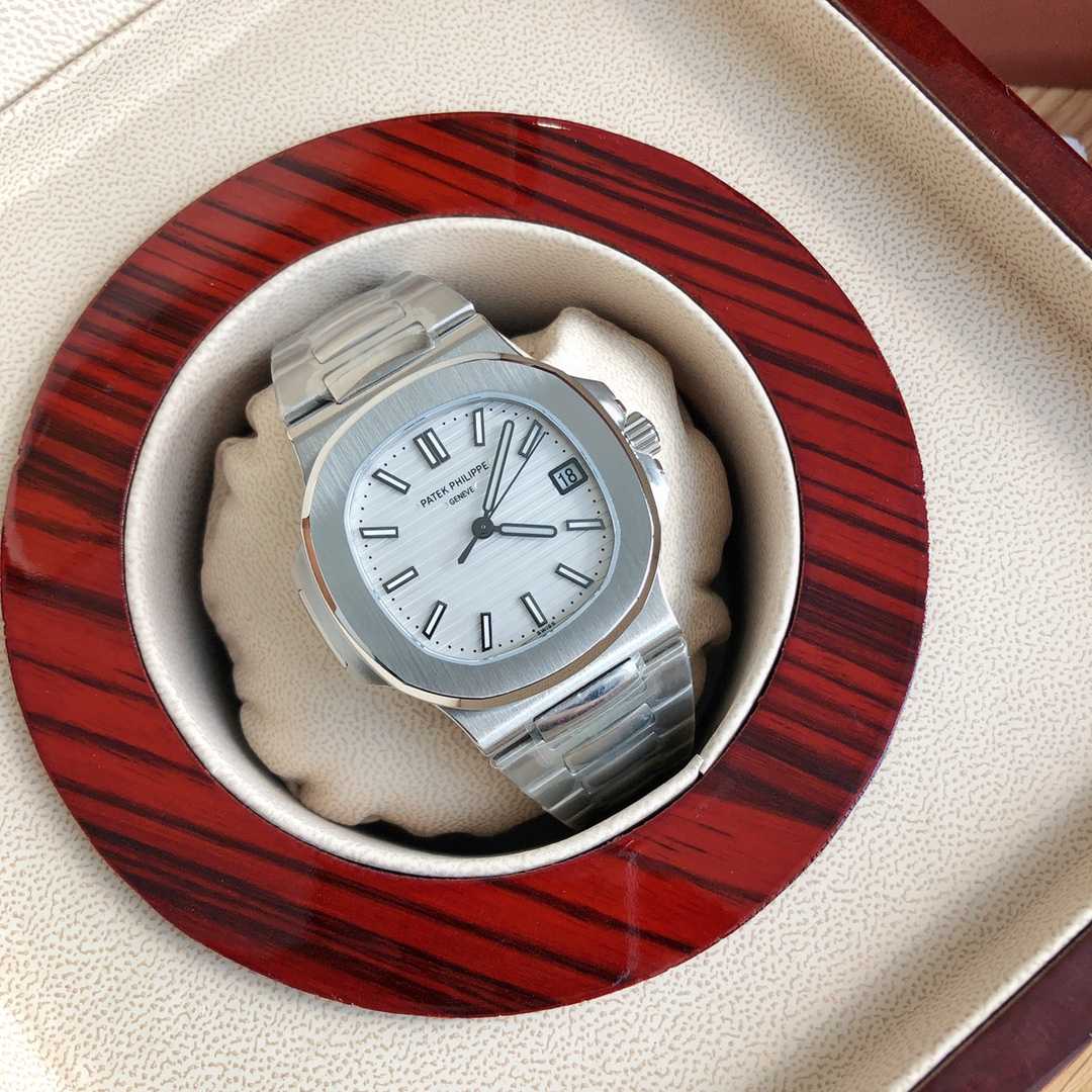 Patek Philippe Nautilus Mens 40mm 5711/1A - FashionPlug