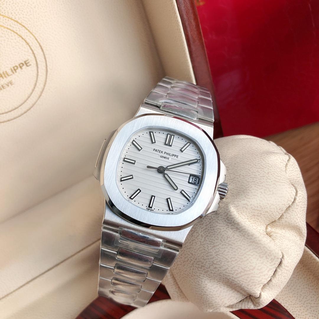 Patek Philippe Nautilus Mens 40mm 5711/1A - FashionPlug