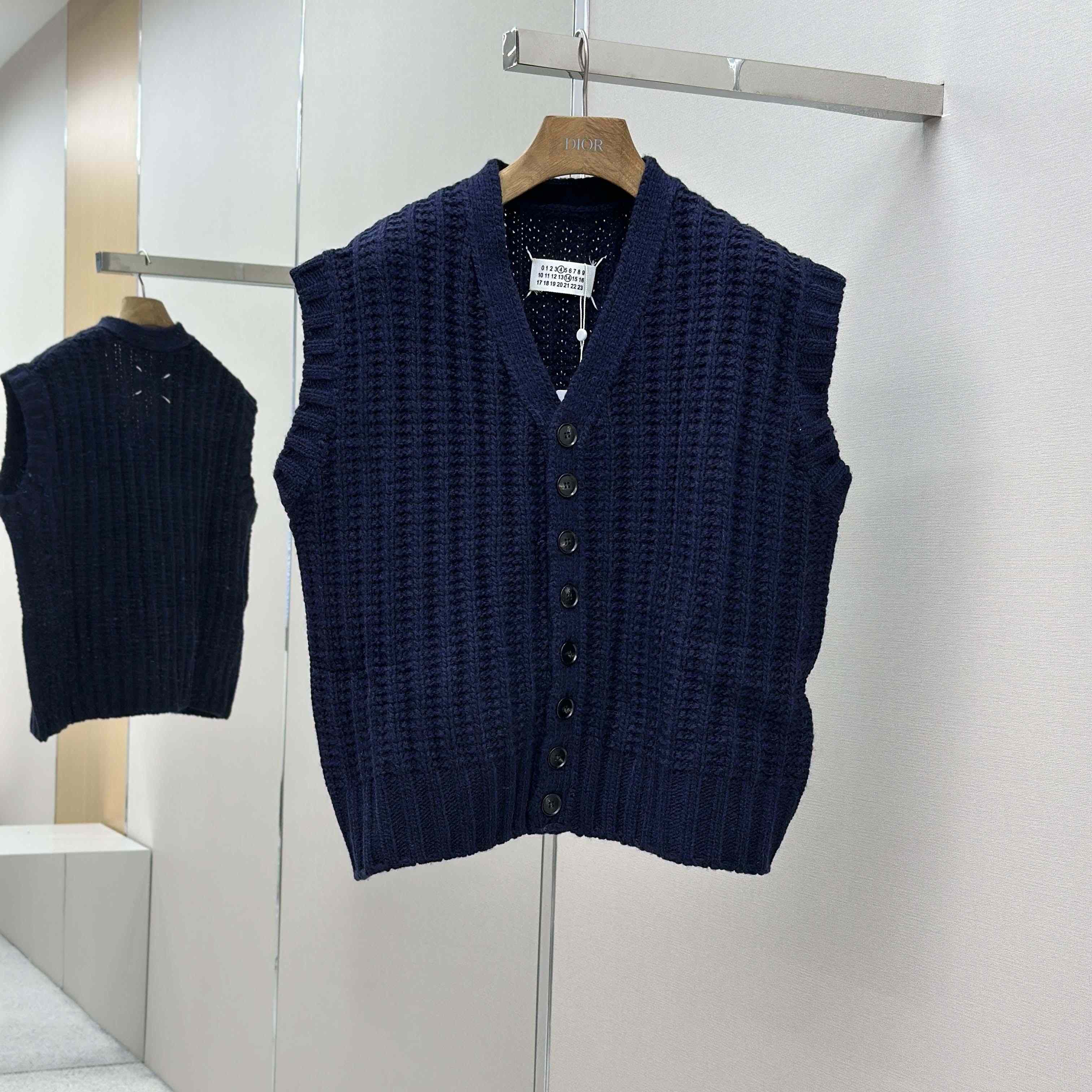 Maison Margiela Ribbed-knit Wool Vest - FashionPlug