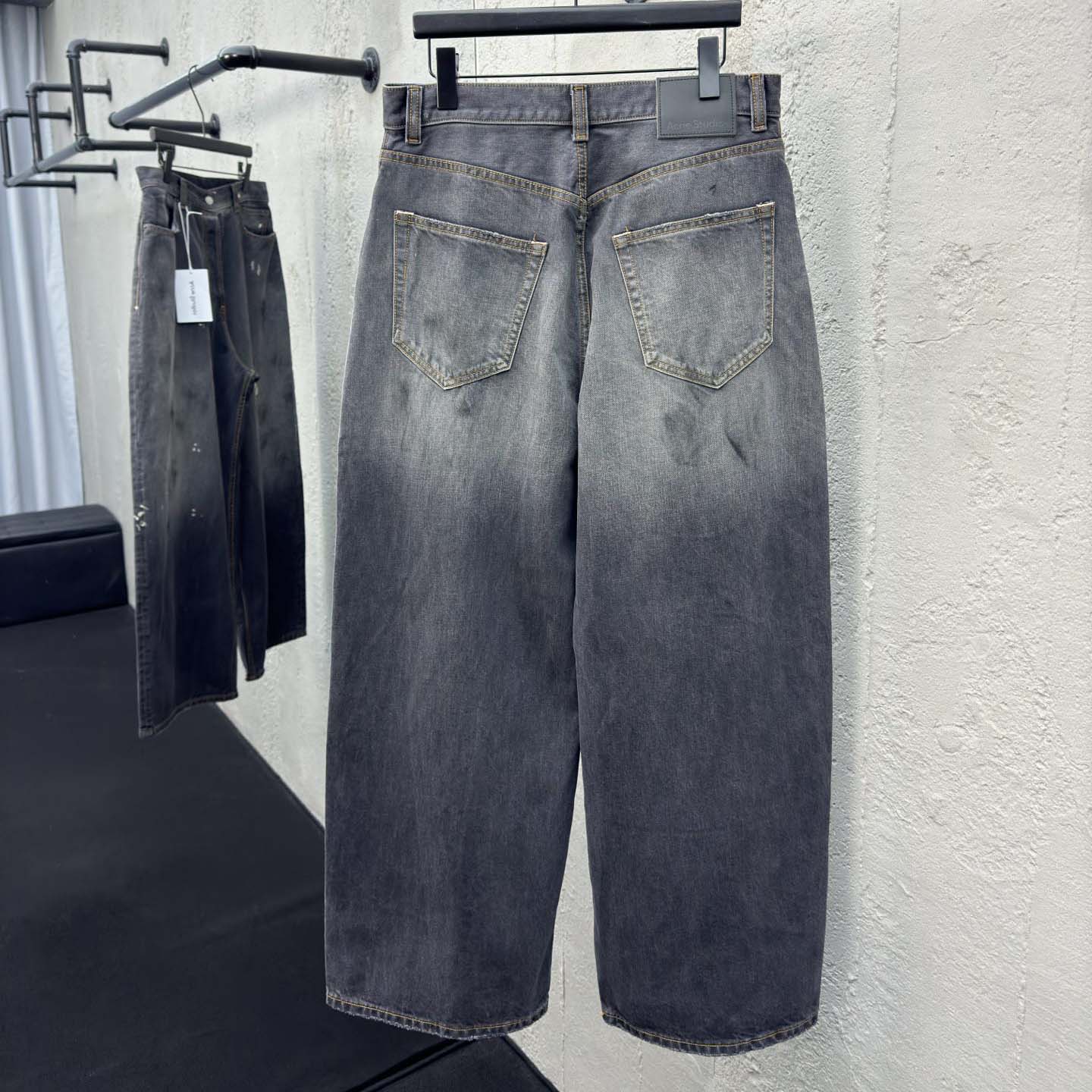 Acne Studios Loose Fit Jeans - 2023m - FashionPlug