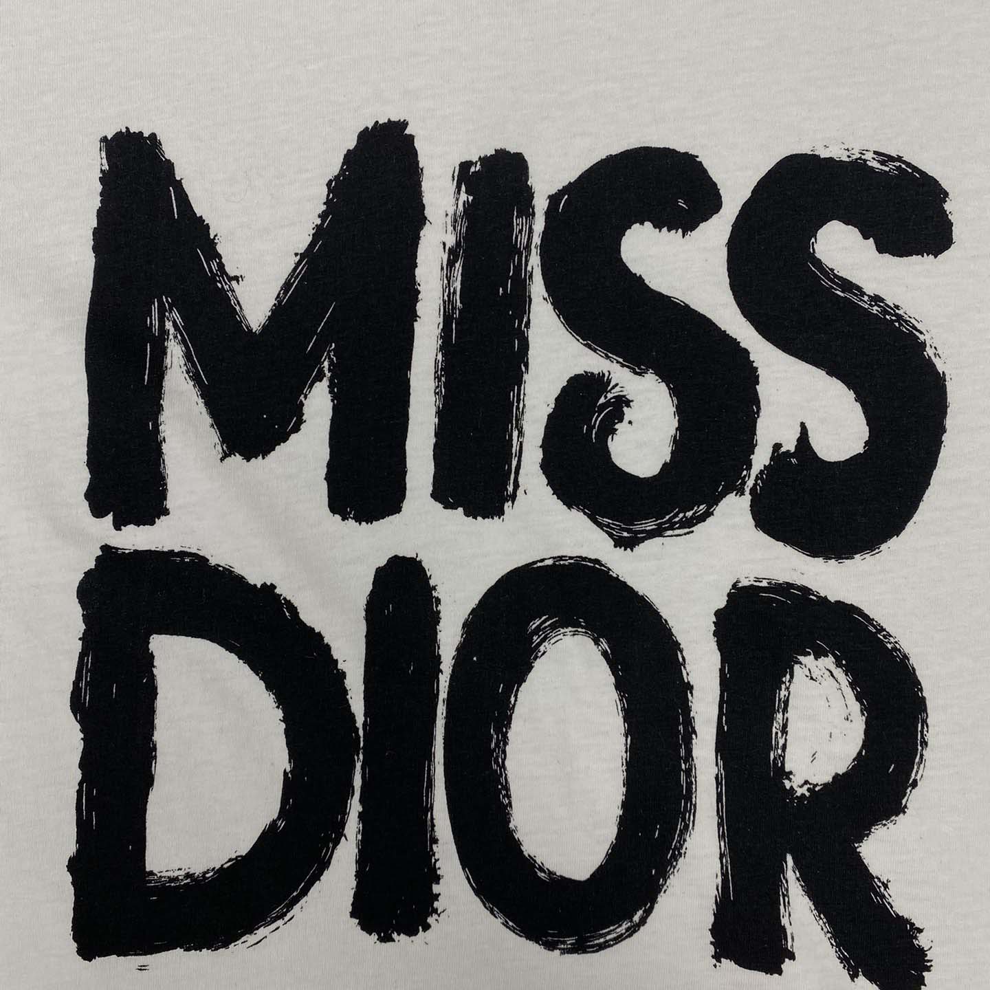 Dior T-Shirt White Cotton and Linen Jersey with Red Miss Dior Graffiti Motif - FashionPlug