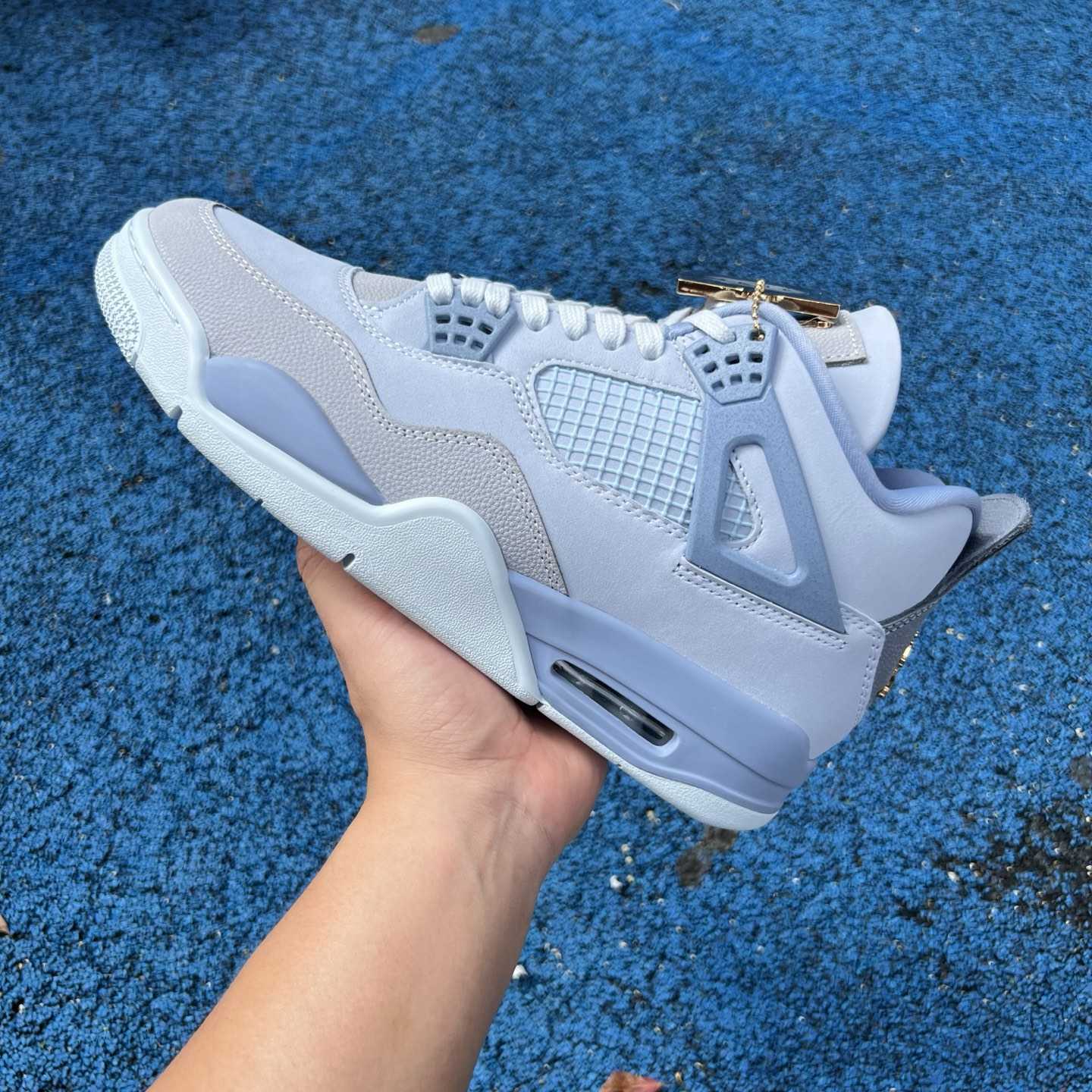Jordan Air Jordan 4 UNC Tar Heels PE    HV9204-407 - FashionPlug