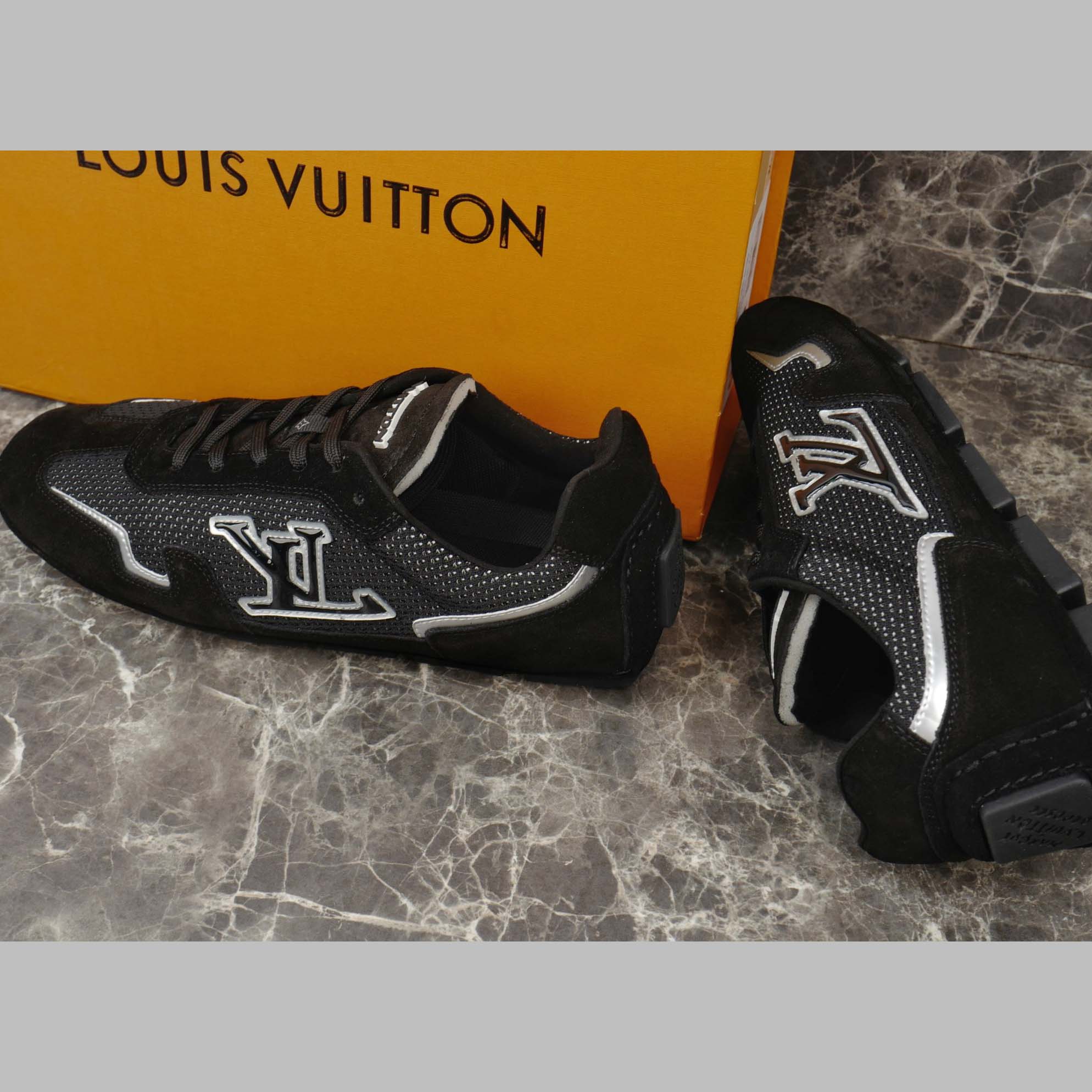 Louis Vuitton LV Rally Sneaker   1AHTZI - FashionPlug