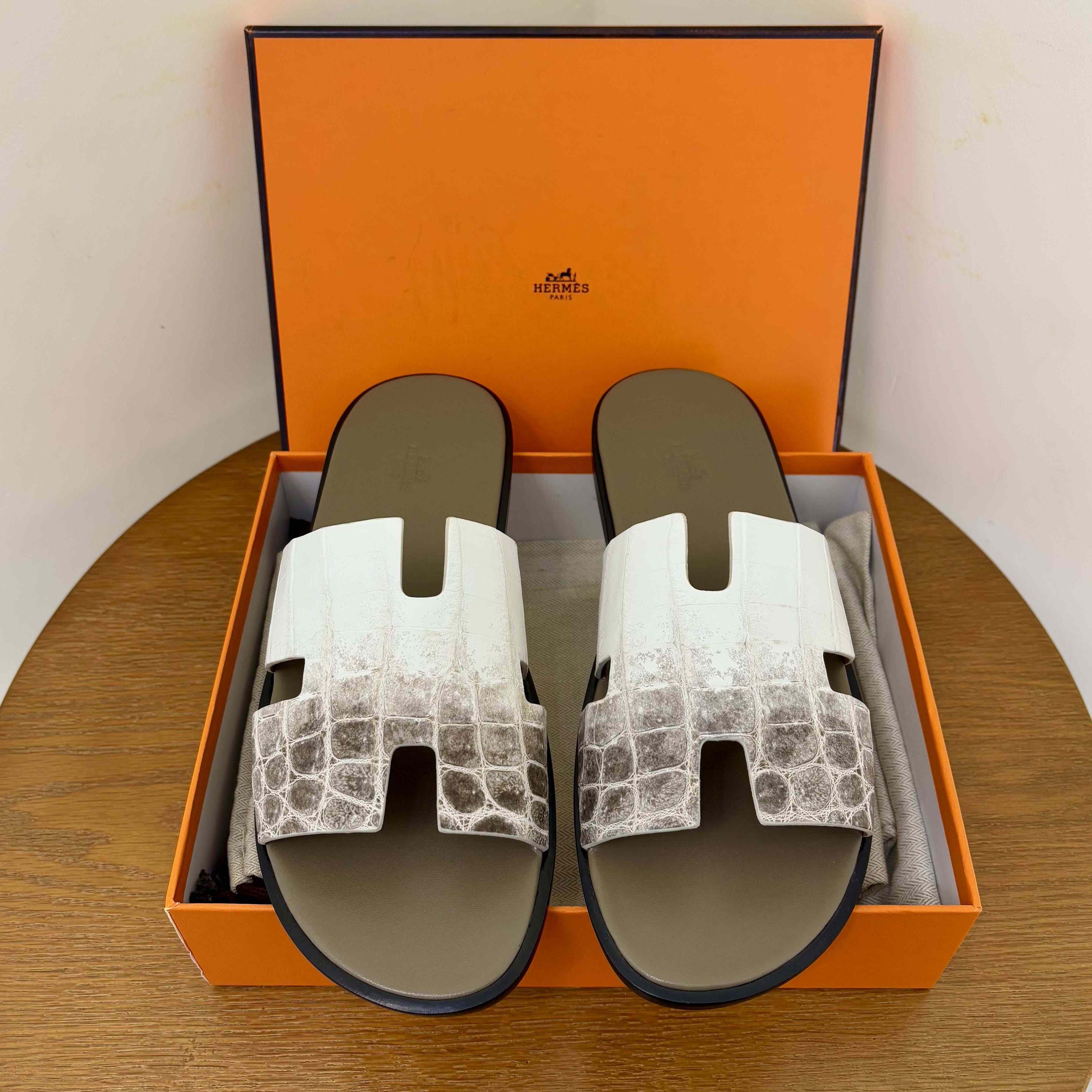 Hermes Izmir Sandal - FashionPlug