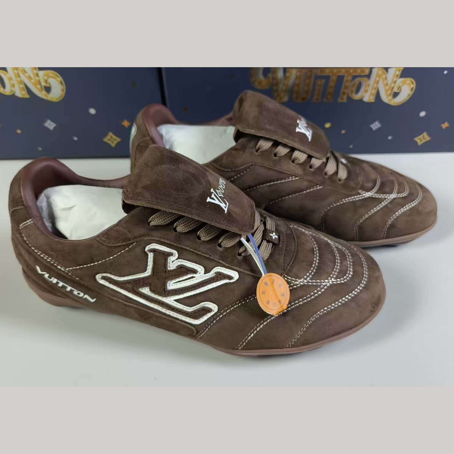 Louis Vuitton LV Footprint Soccer   1AHTY0 - FashionPlug