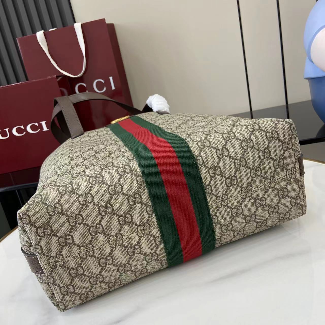 Gucci Ophidia Medium Tote Bag - FashionPlug