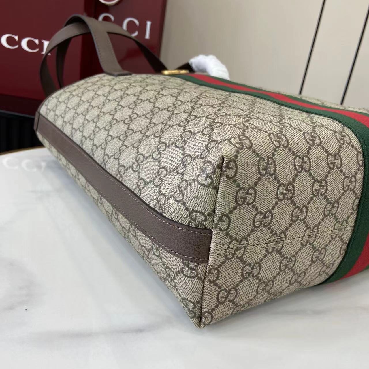 Gucci Ophidia Medium Tote Bag - FashionPlug