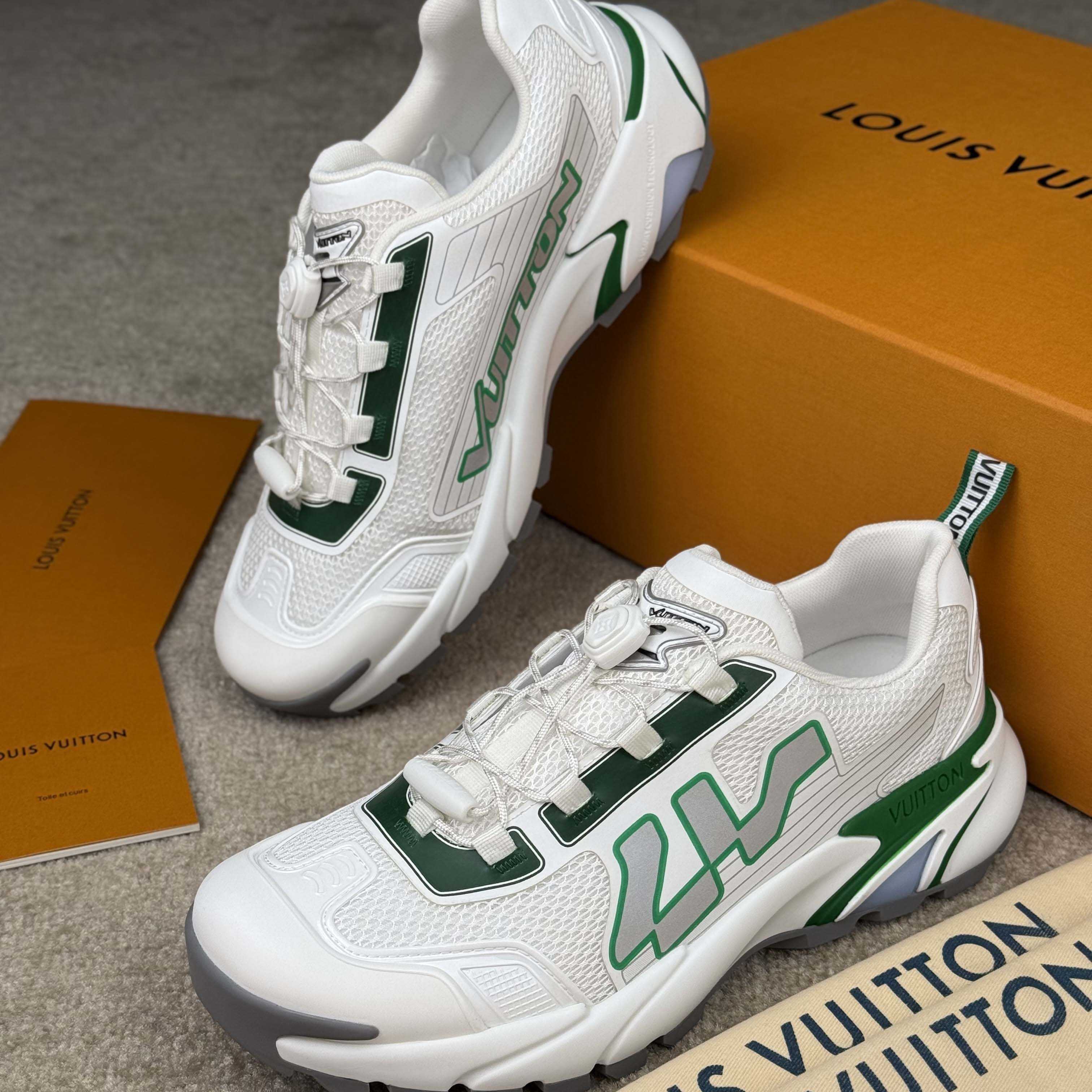 Louis Vuitton LV Runner Tatic Sneaker     1AHTVV - FashionPlug