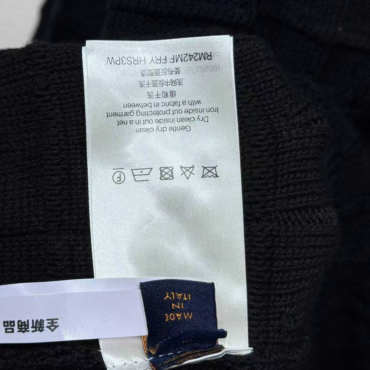 Louis Vuitton Double-Breasted Knit Jacket   1AHVNK - FashionPlug