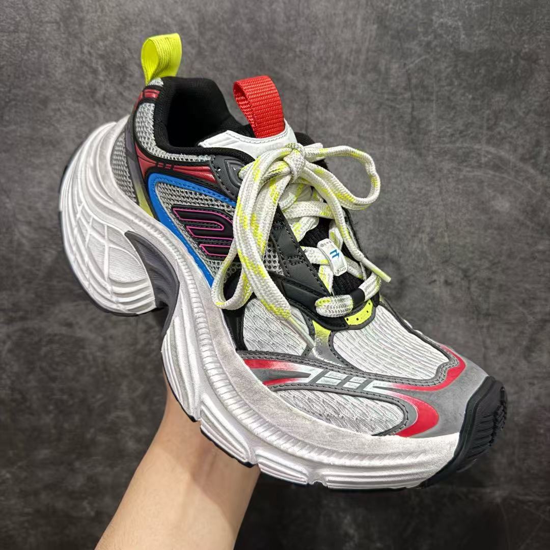 Balenciaga 6XL Sneaker In Black, White And Multicolor - FashionPlug