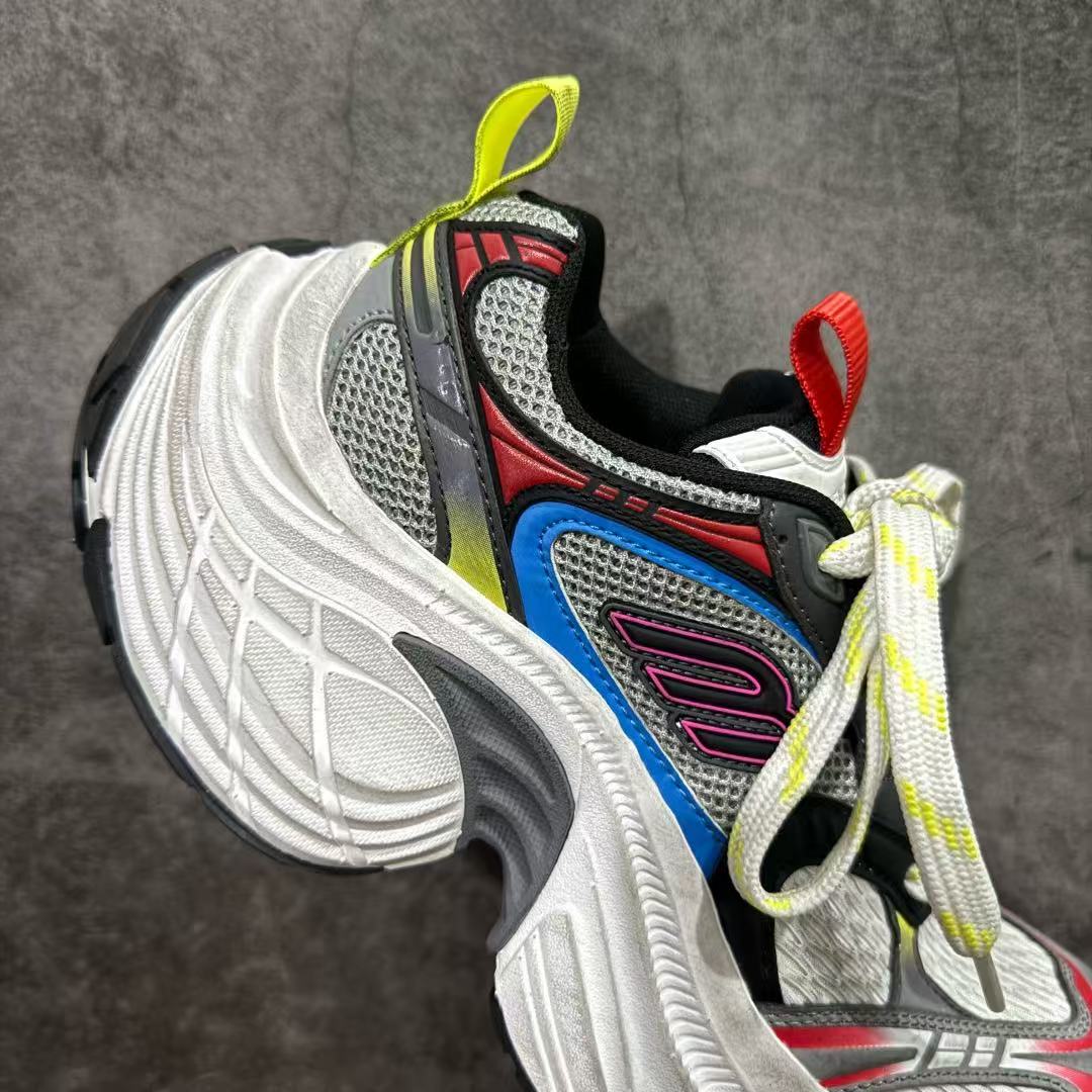 Balenciaga 6XL Sneaker In Black, White And Multicolor - FashionPlug
