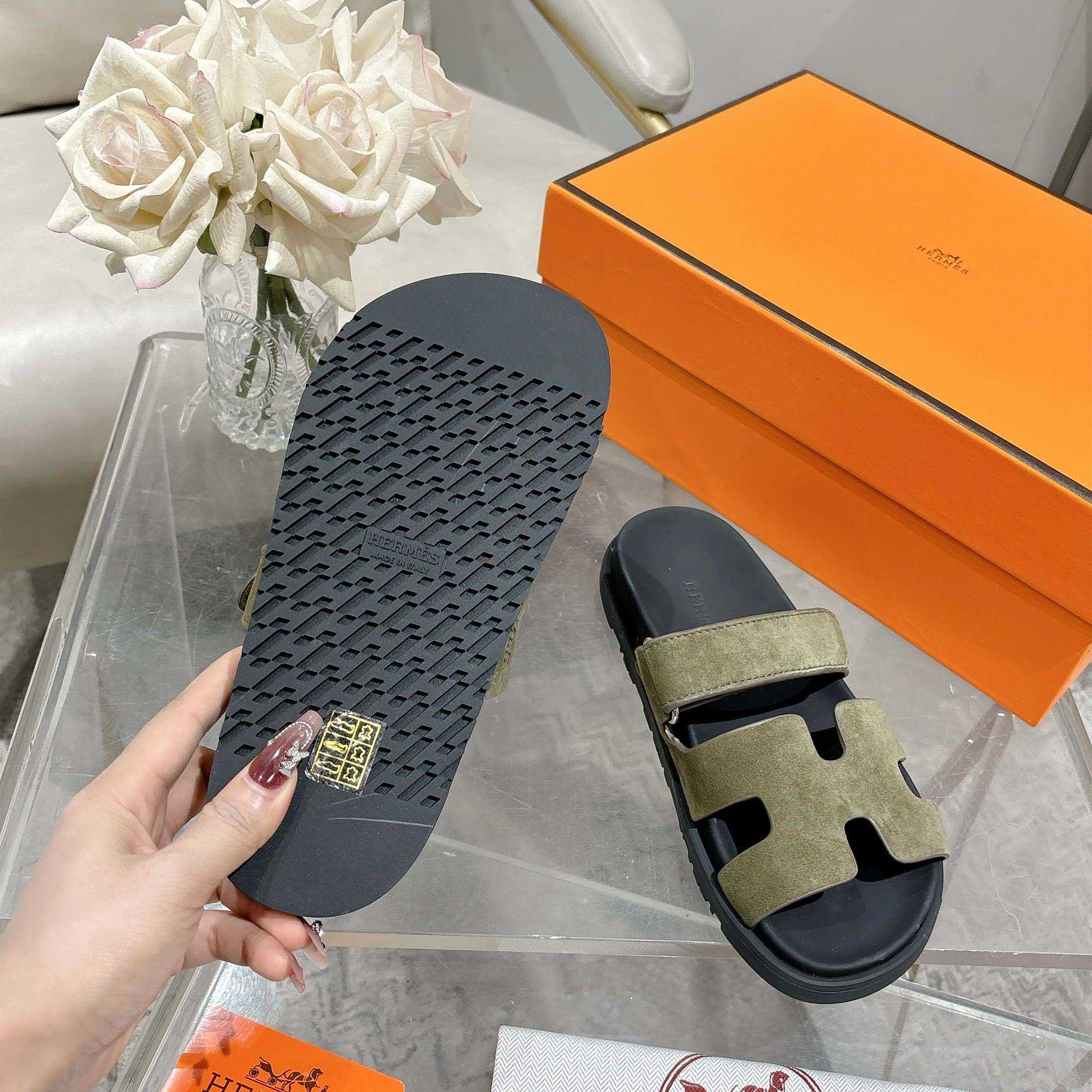 Hermes Chypre Sandal - FashionPlug