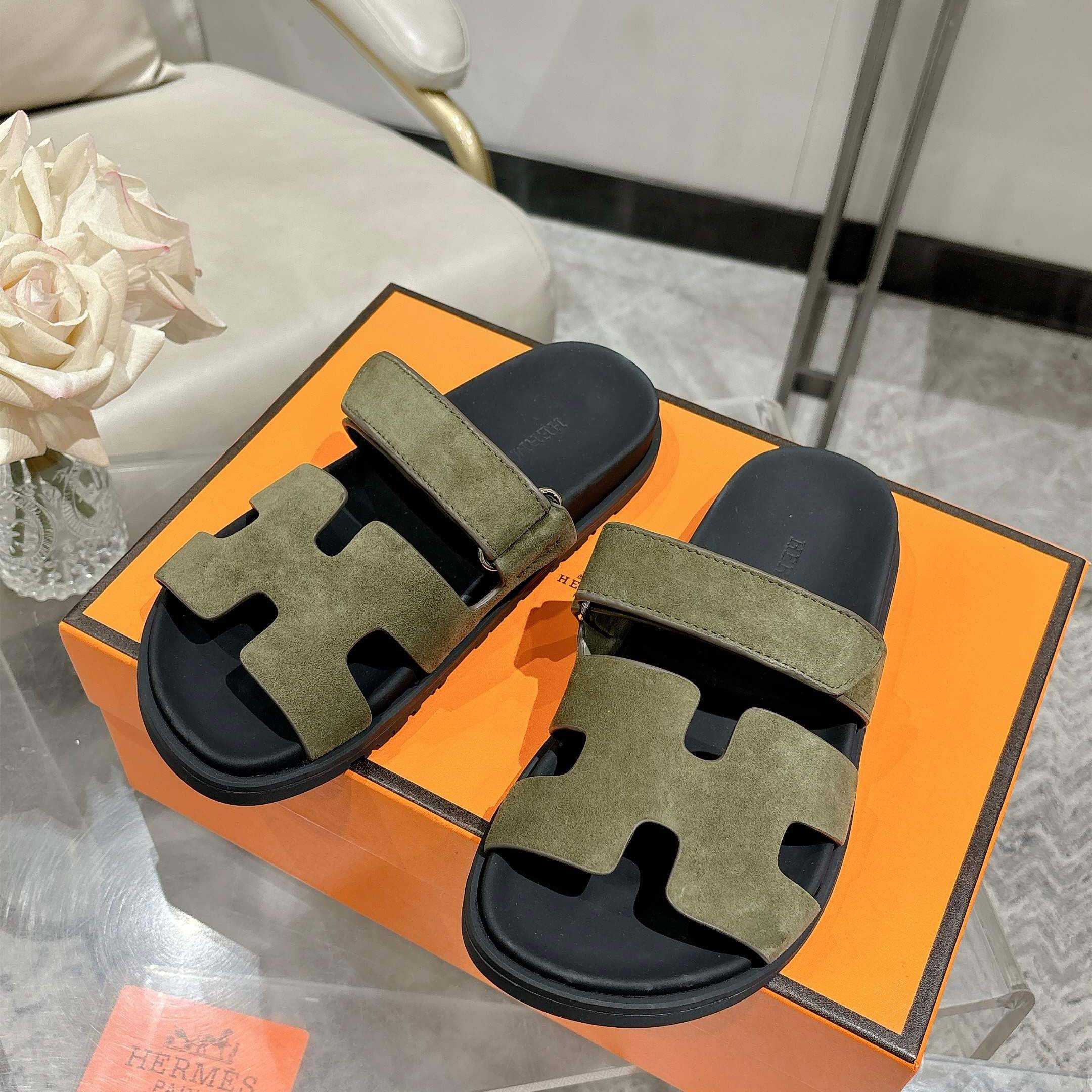 Hermes Chypre Sandal - FashionPlug