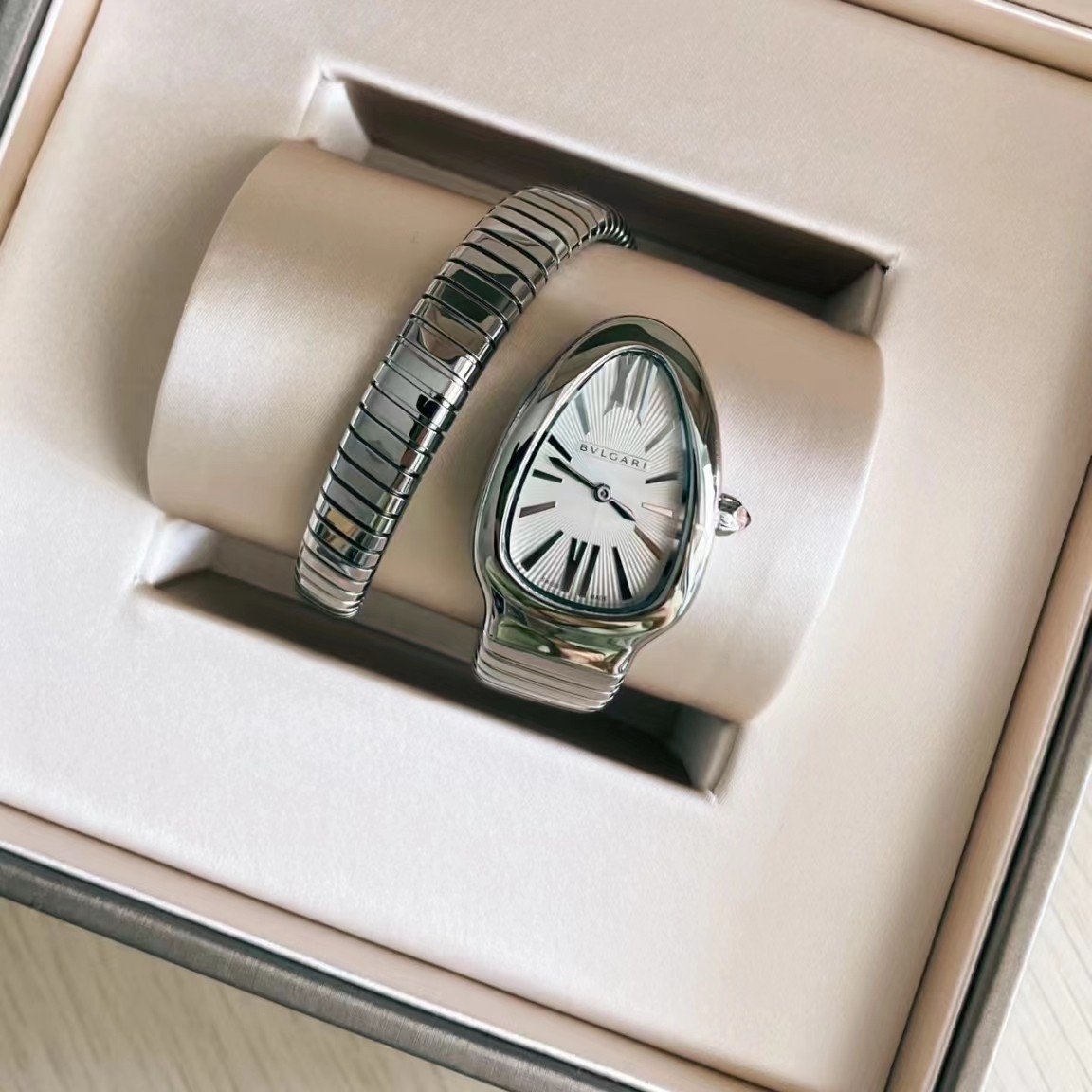 Bvlgari  Watch - FashionPlug