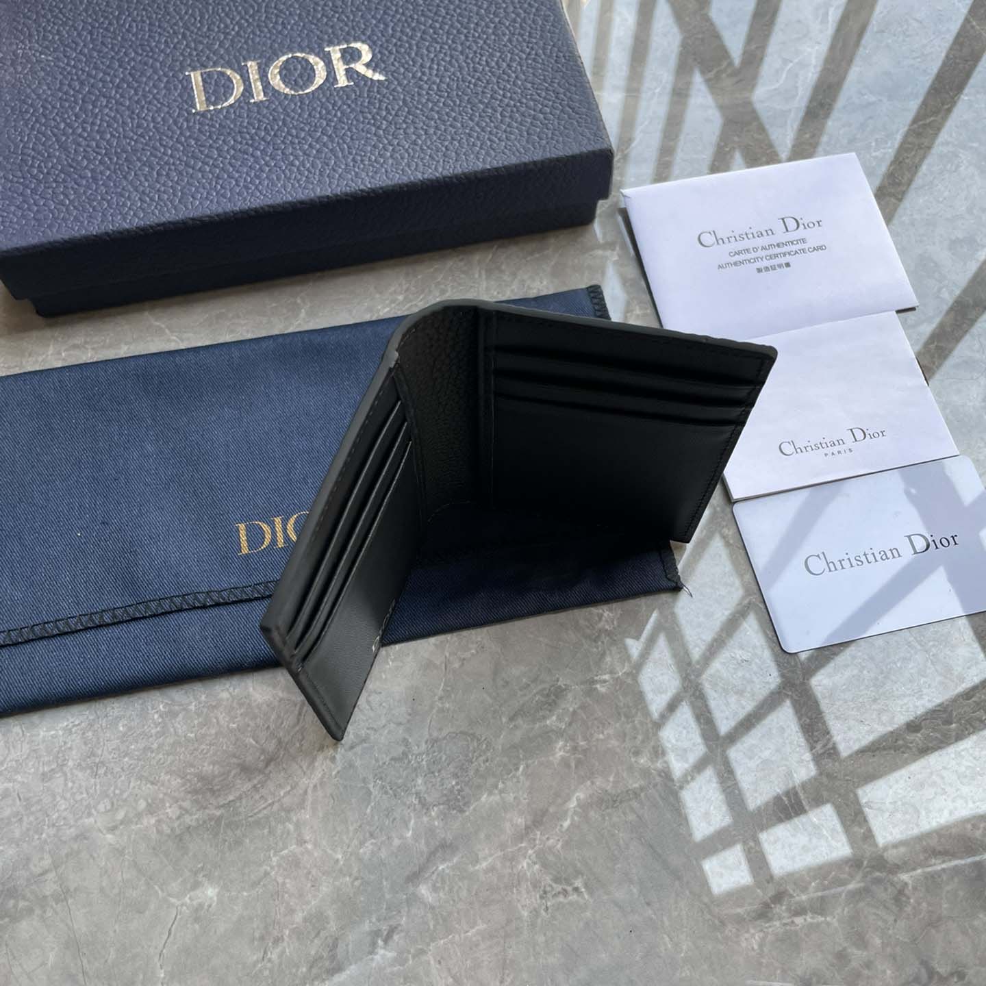 Dior Vertical Bifold Card Holder  - FashionPlug