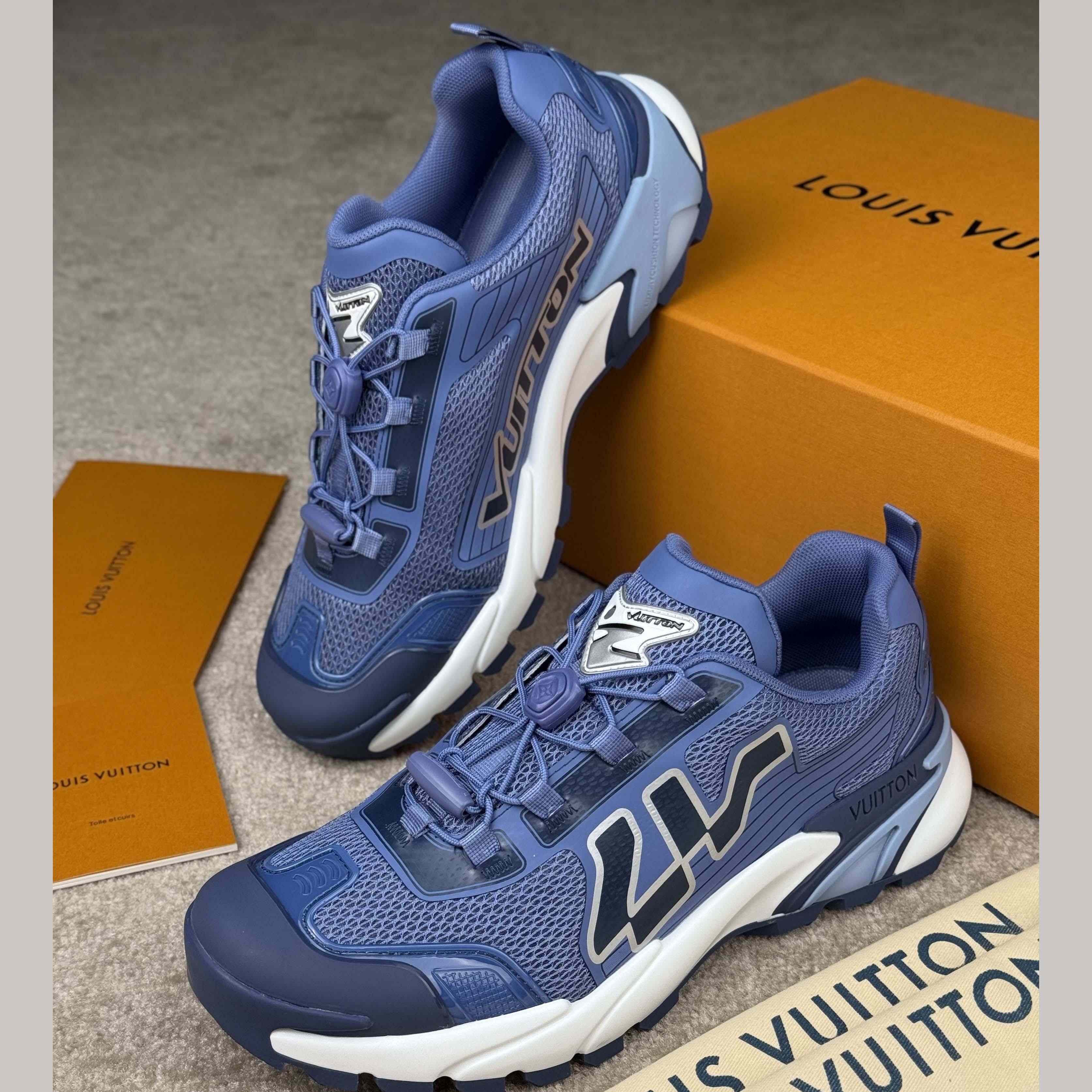 Louis Vuitton LV Runner Tatic Sneaker     1AHCPS - FashionPlug