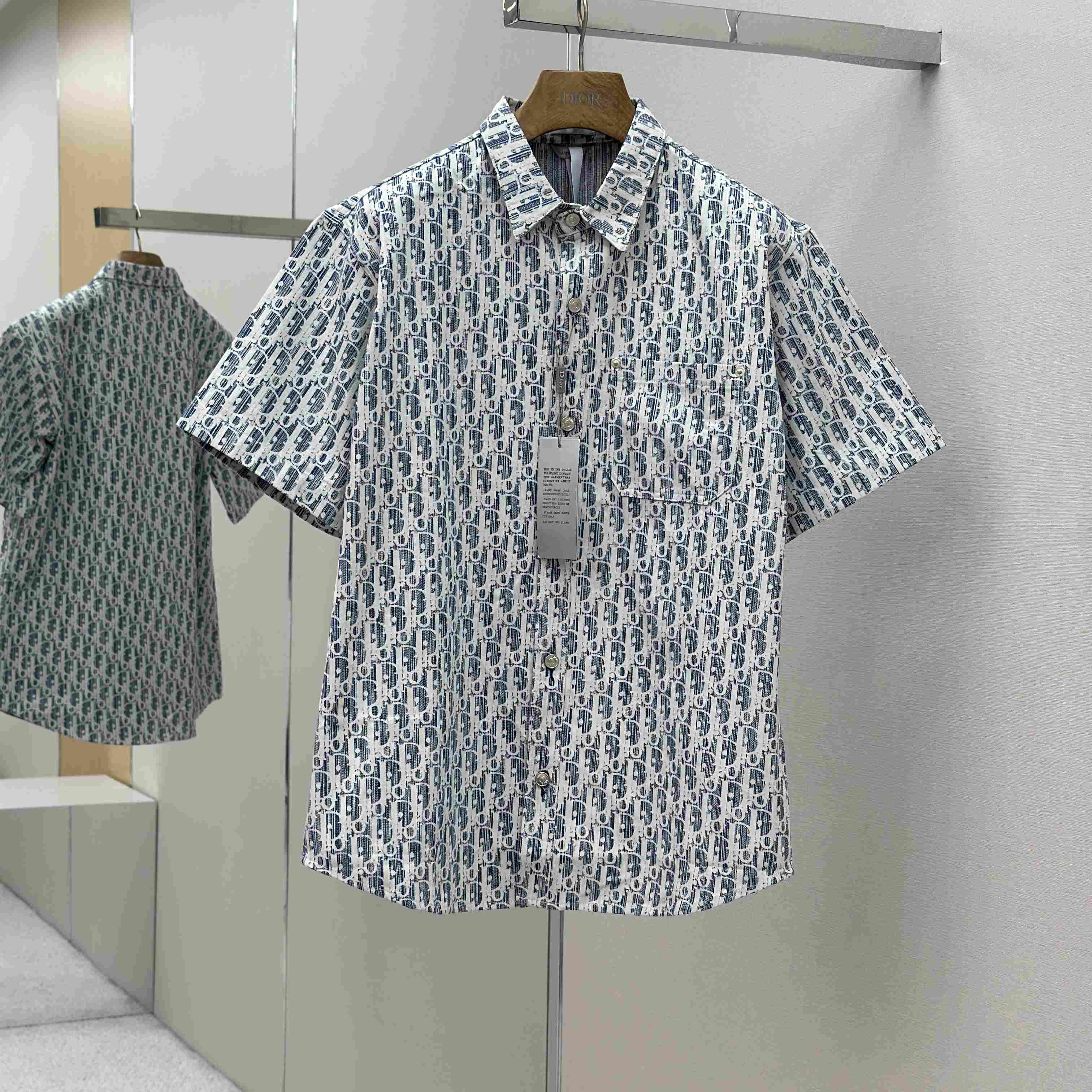 Dior Oblique Short-Sleeved Shirt - FashionPlug