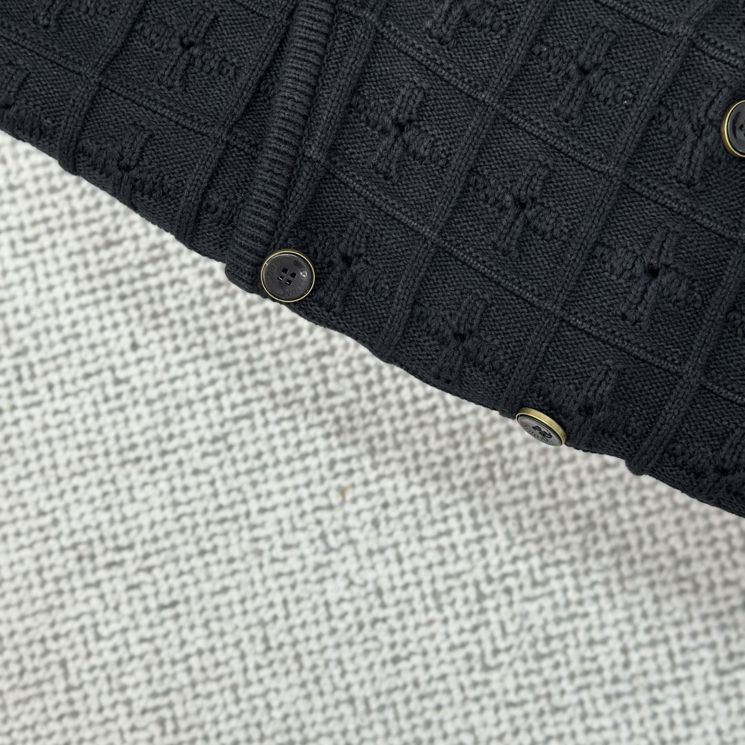 Louis Vuitton Double-Breasted Knit Jacket   1AHVNM - FashionPlug