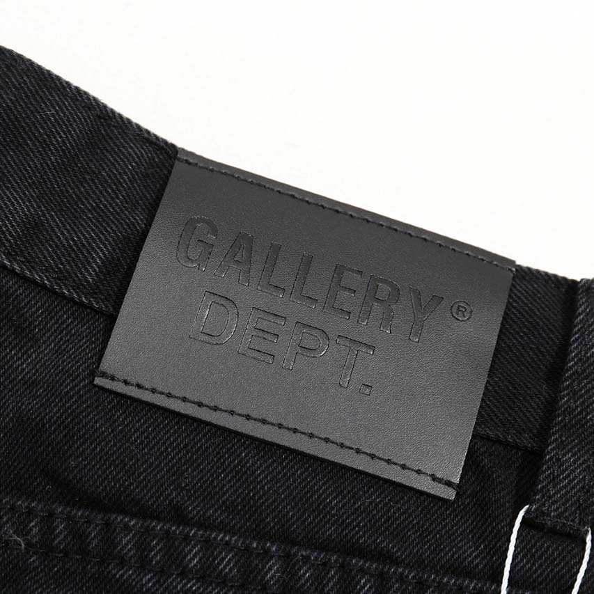 Gallery Dept. Shorts - FashionPlug