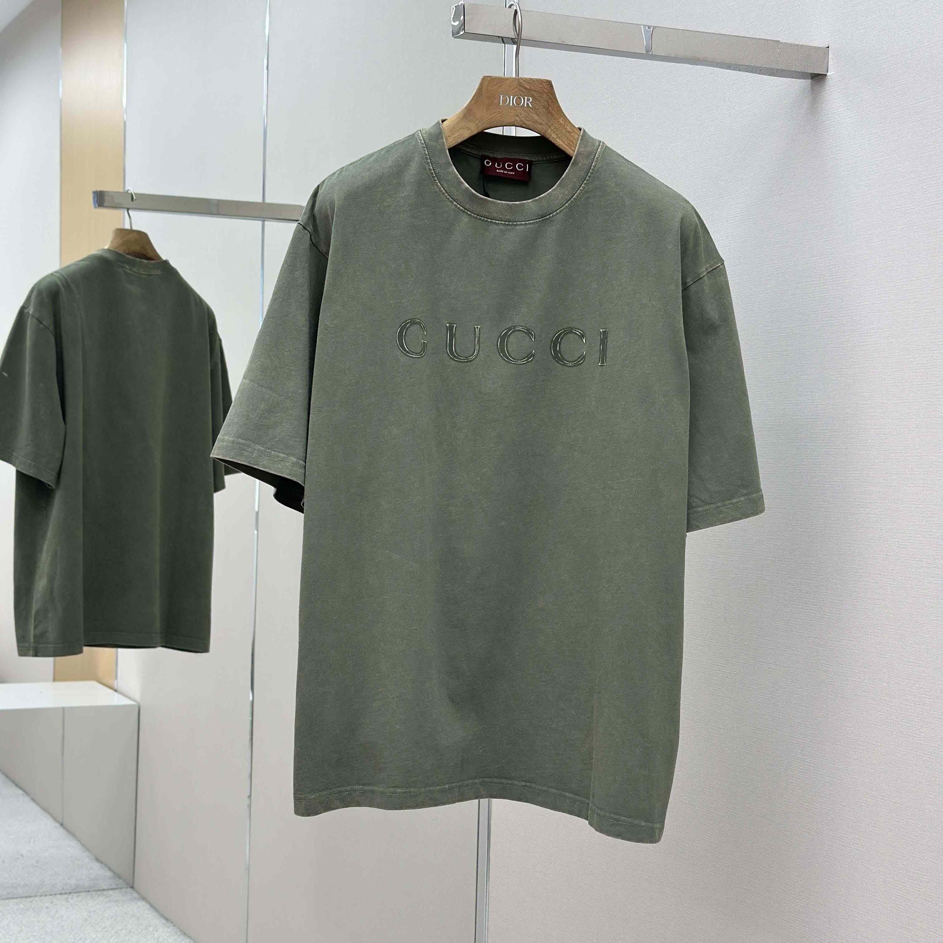 Gucci Cotton jersey T-shirt With Print  - FashionPlug