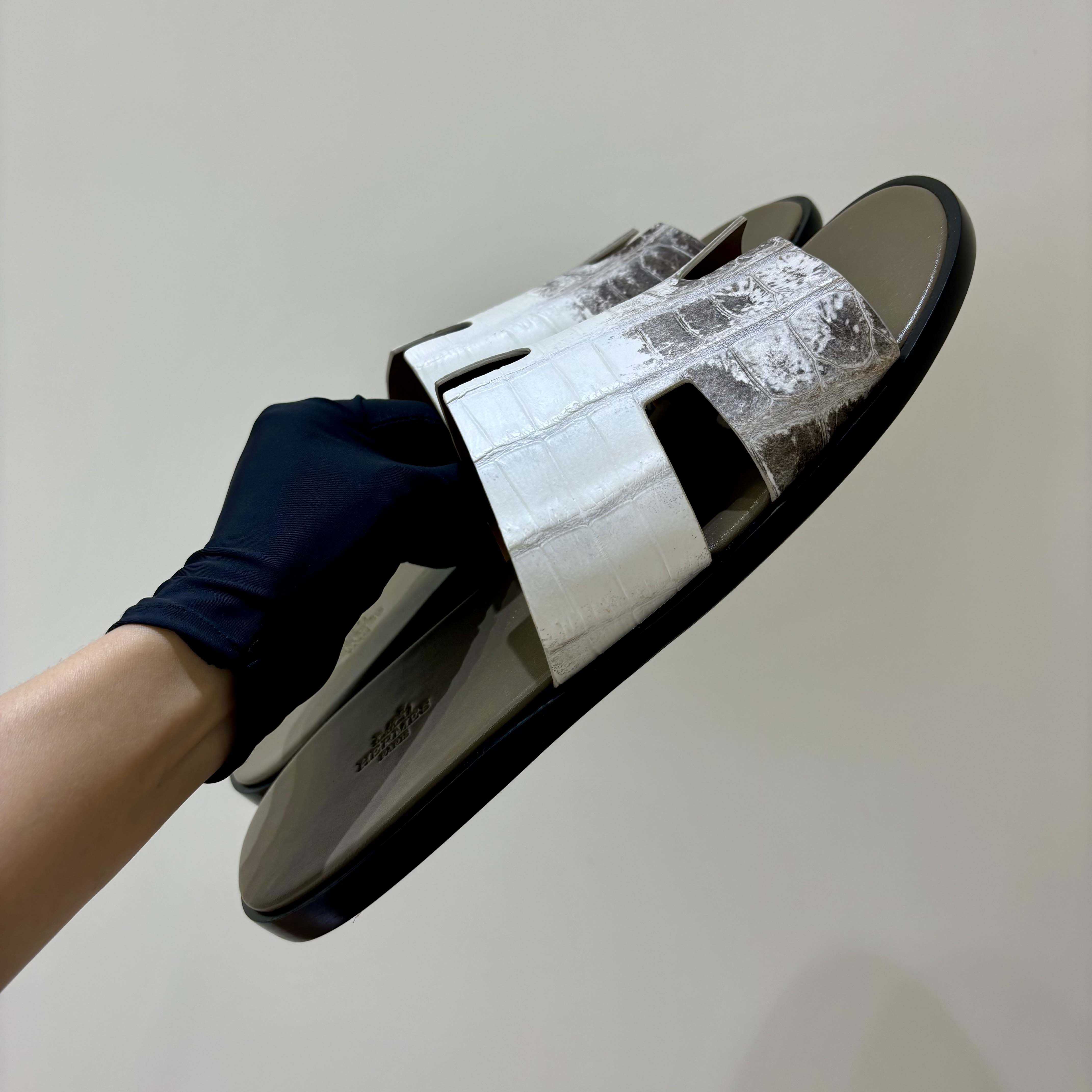 Hermes Izmir Sandal - FashionPlug