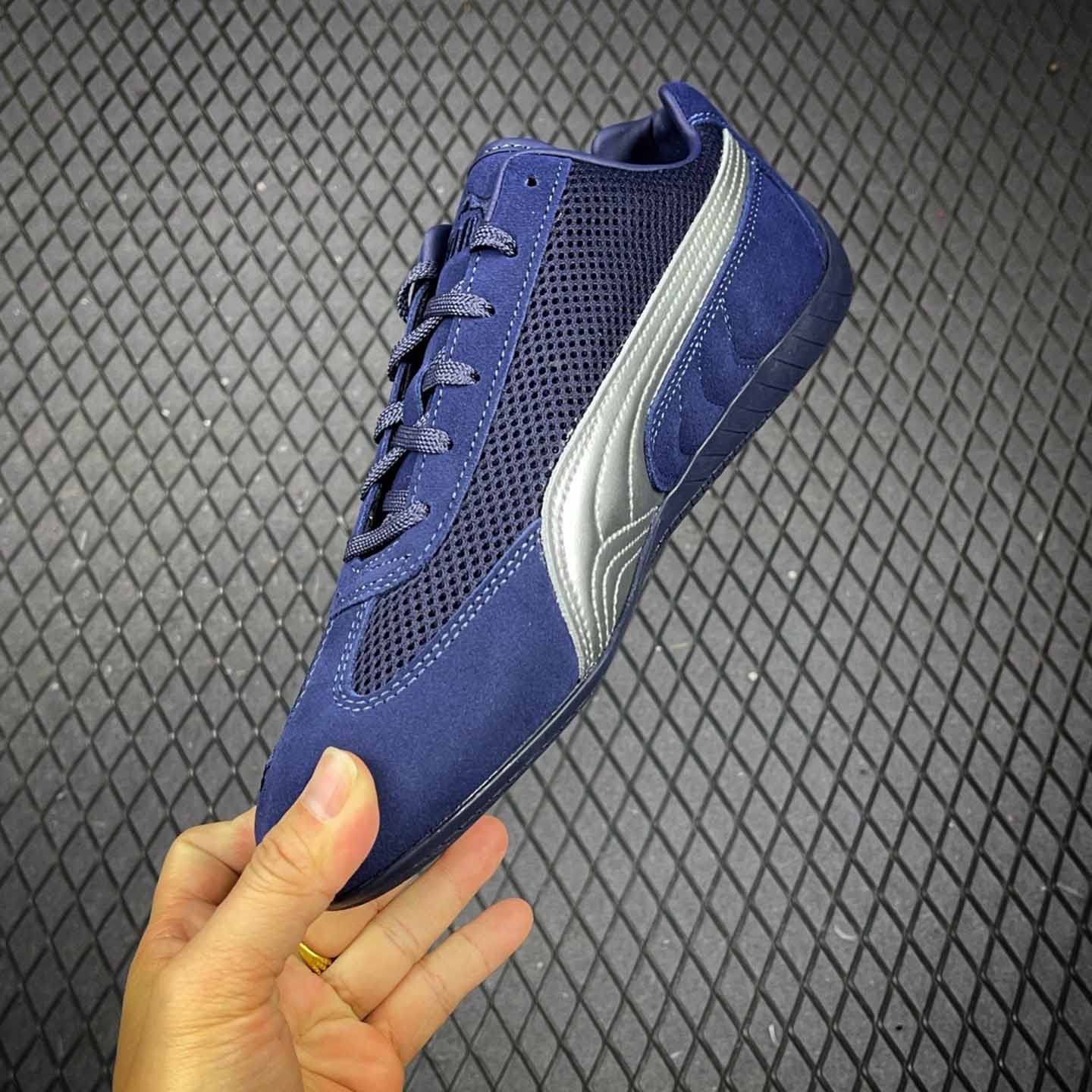 Puma Speedcat Sneaker       403902-02  - FashionPlug