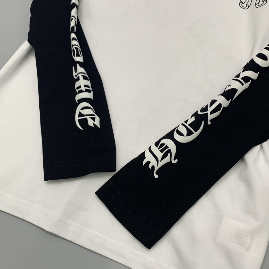 Chrome Hearts Horseshoe Neck Tee - FashionPlug