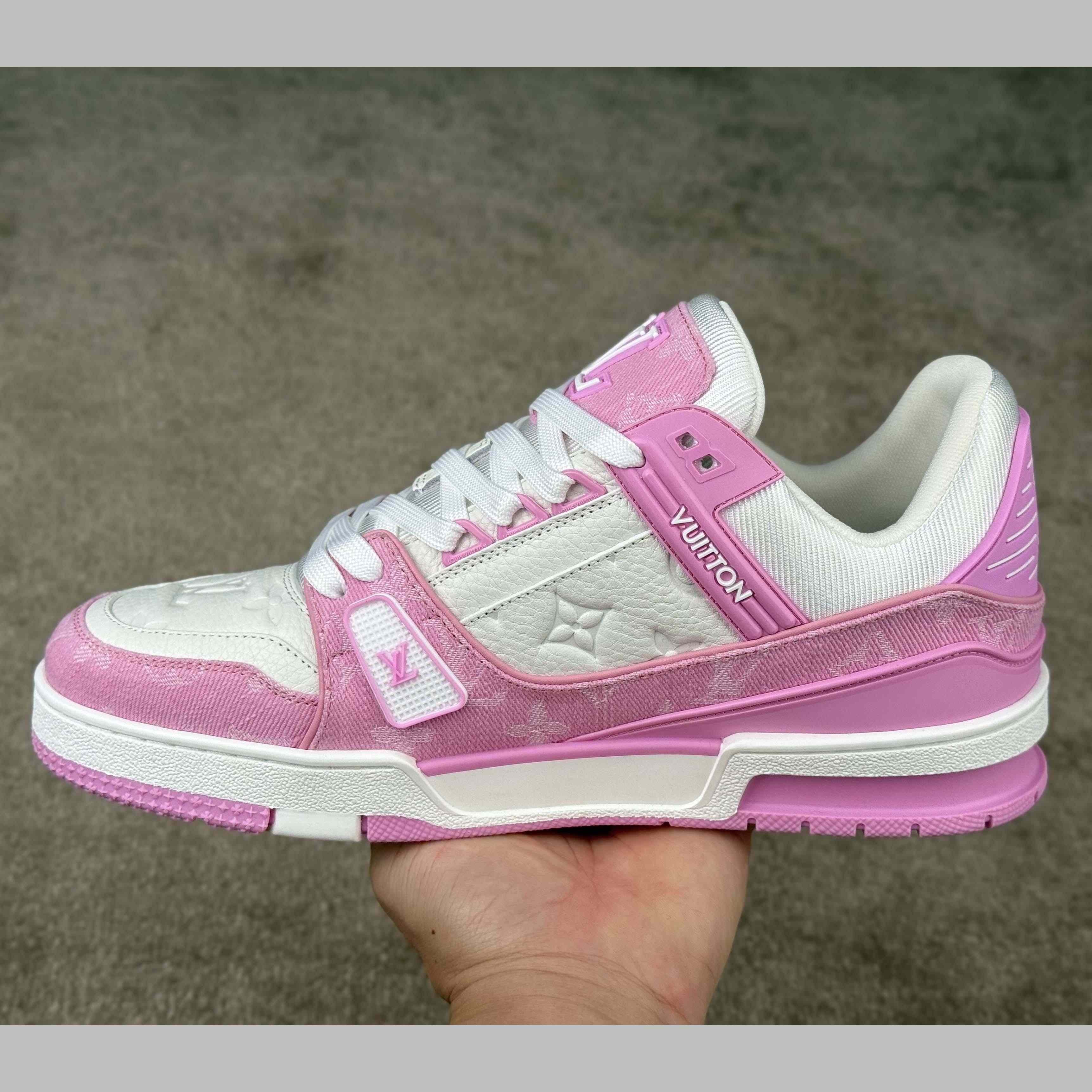 Louis Vuitton LV Trainer Sneaker   1AIKNK - FashionPlug