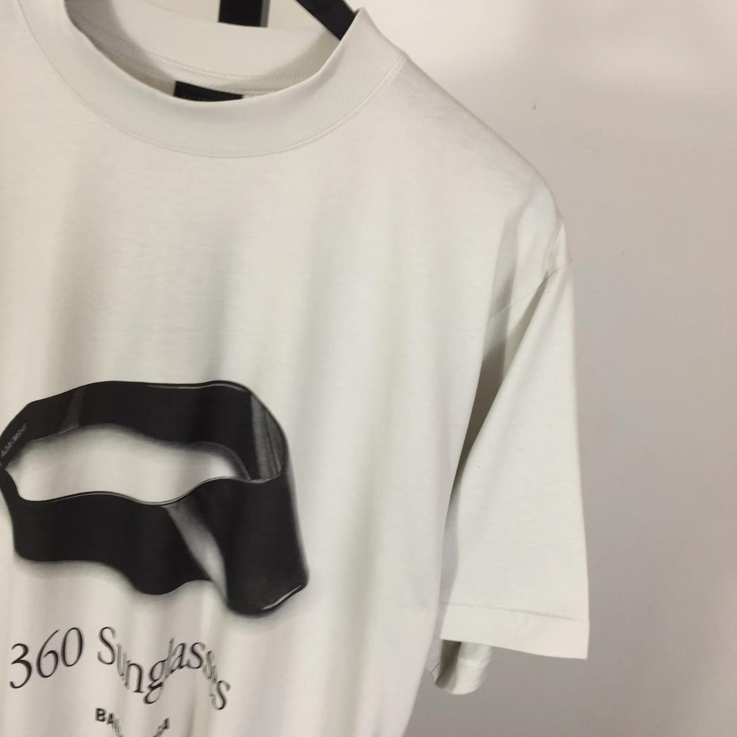 Balenciaga 360 Sunglasses T-Shirt Medium Fit In Dirty White Dry Jersey - FashionPlug