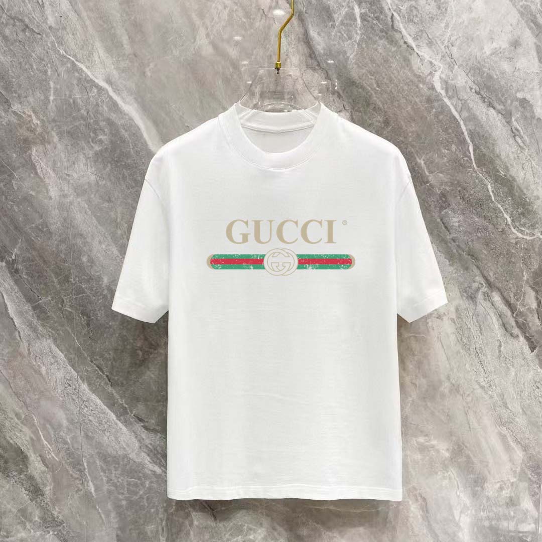 Gucci T-shirt With Gucci Logo - FashionPlug