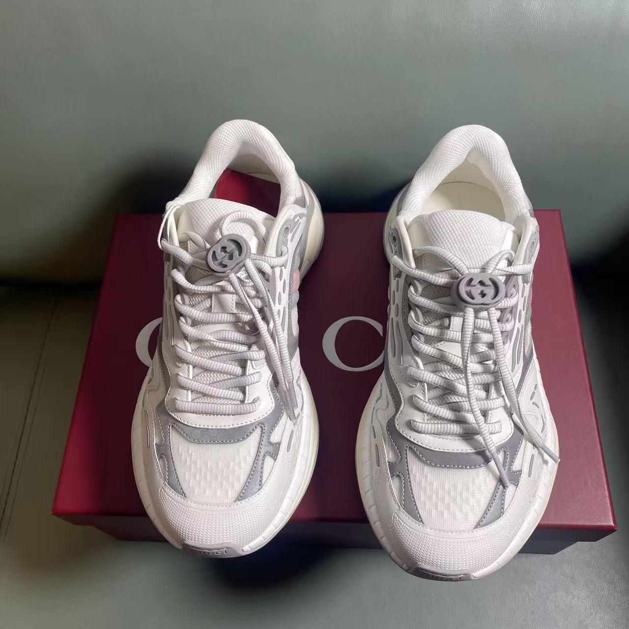 Gucci Men's Gucci 2.0 Sneaker - FashionPlug
