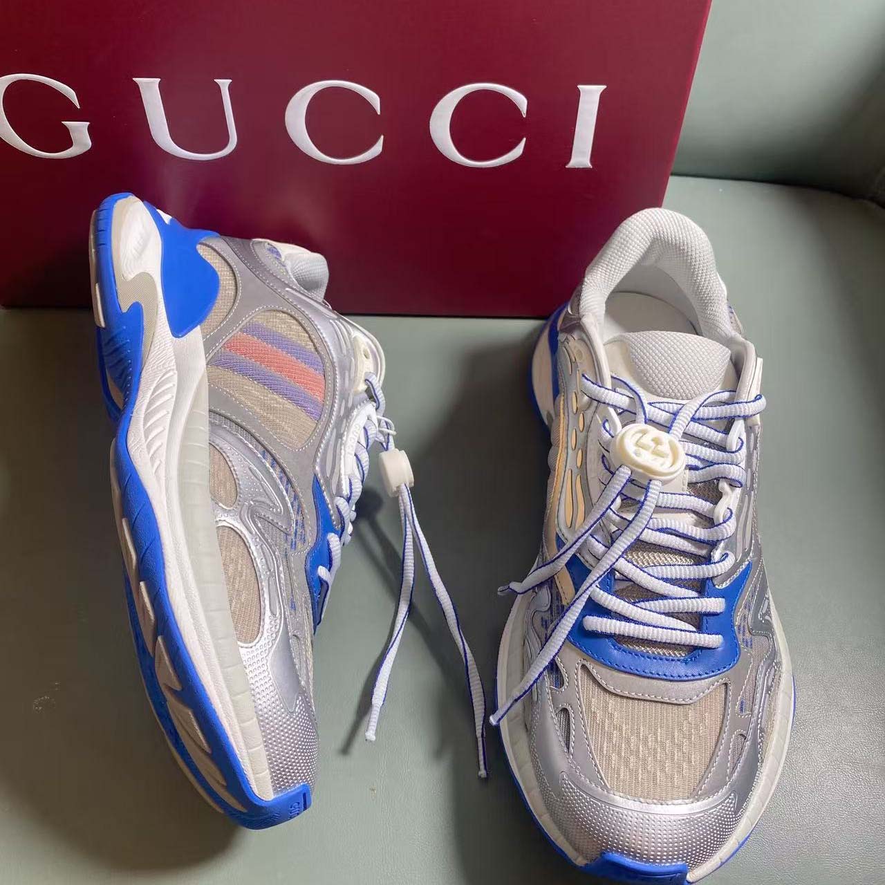 Gucci Men's Gucci 2.0 Sneaker - FashionPlug