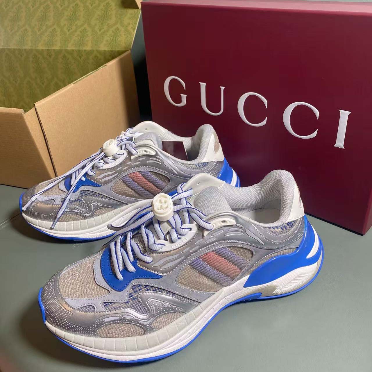 Gucci Men's Gucci 2.0 Sneaker - FashionPlug