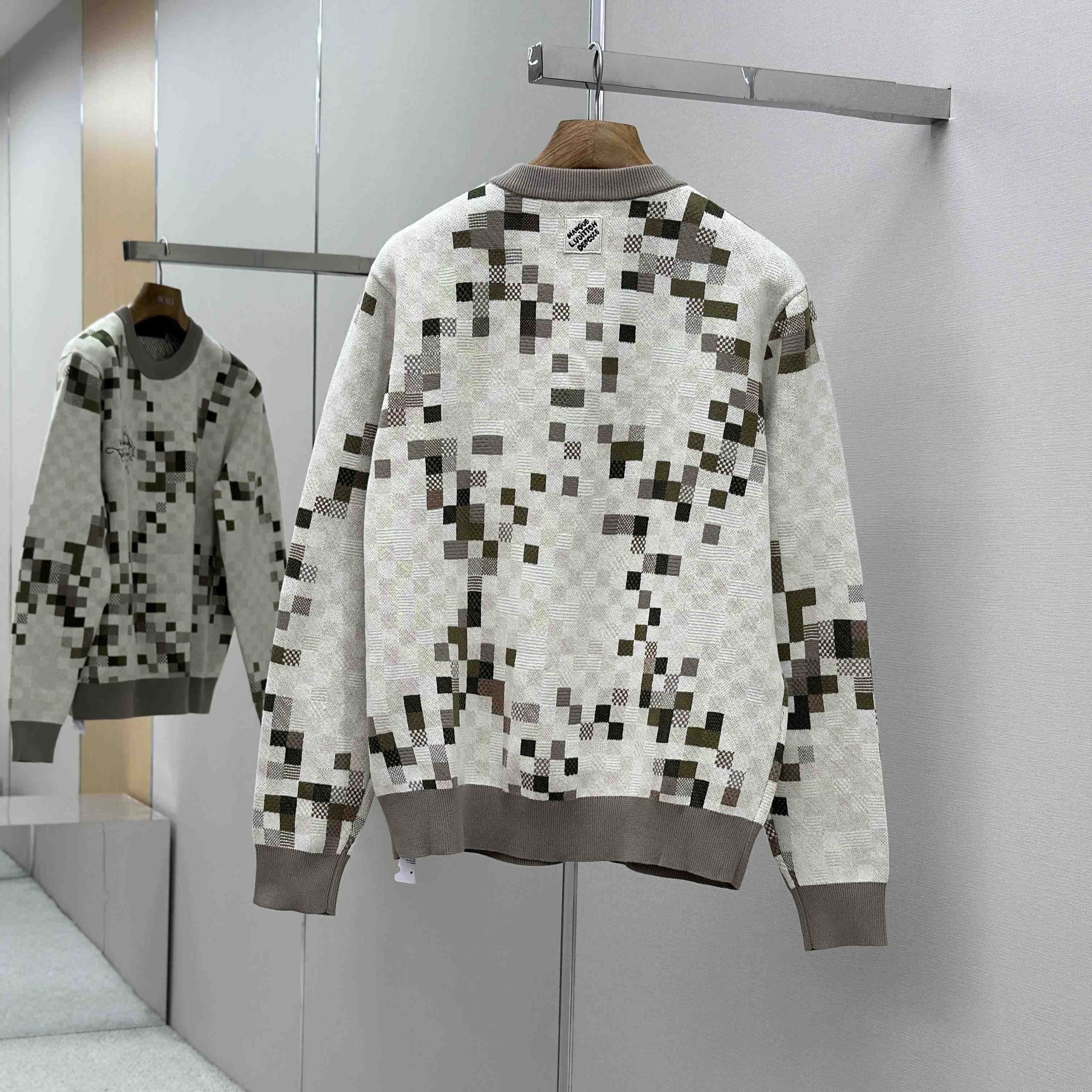 Louis Vuitton Graphic Crewneck   - FashionPlug