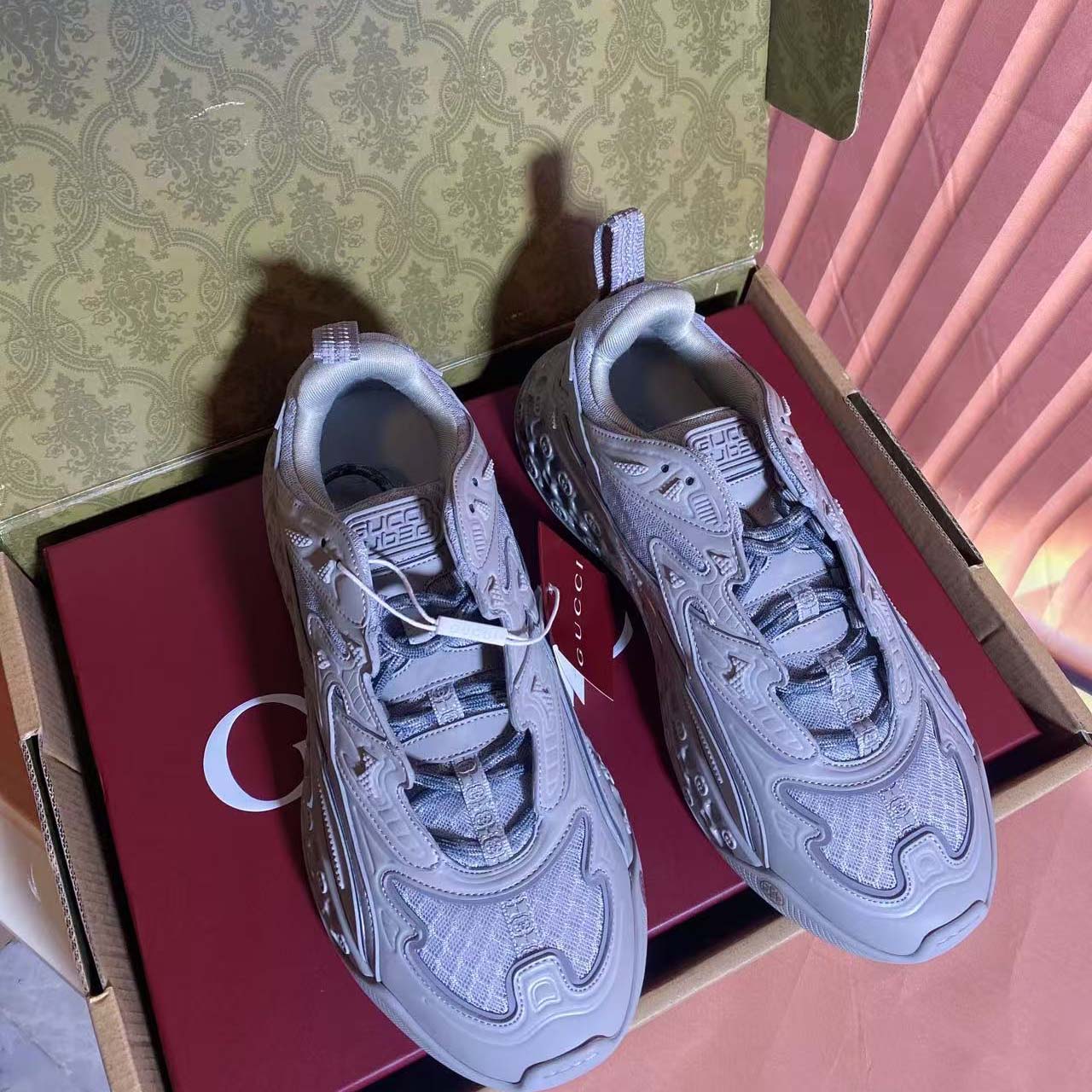 Gucci Men's Gucci Cub3d Sneaker - FashionPlug