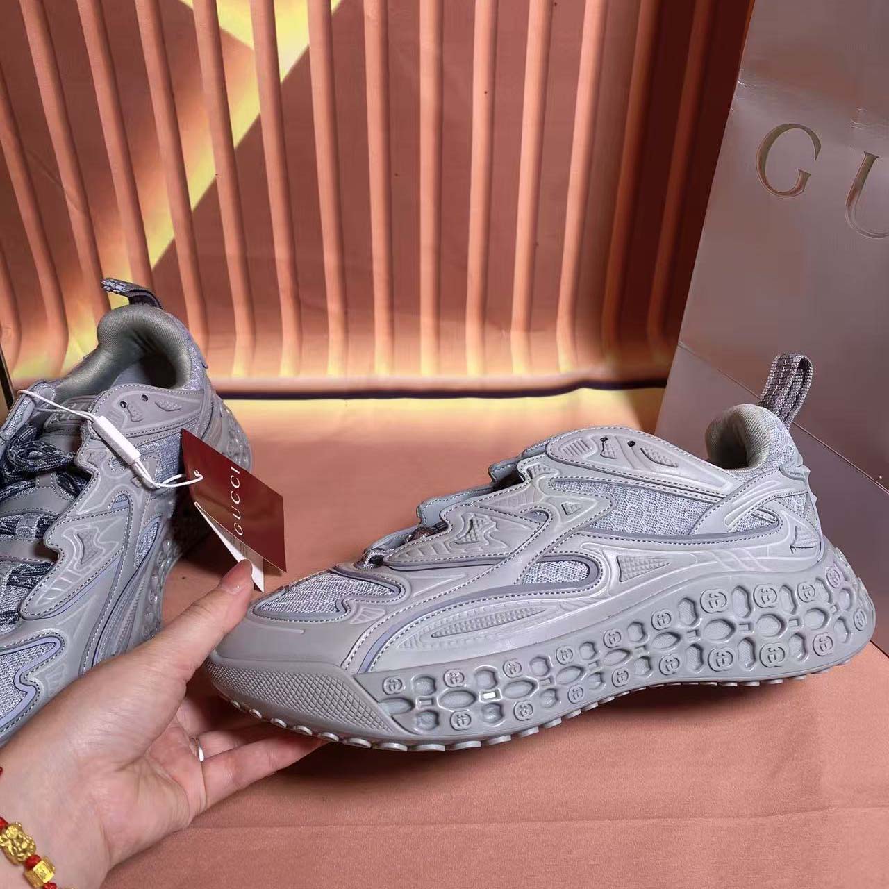 Gucci Men's Gucci Cub3d Sneaker - FashionPlug