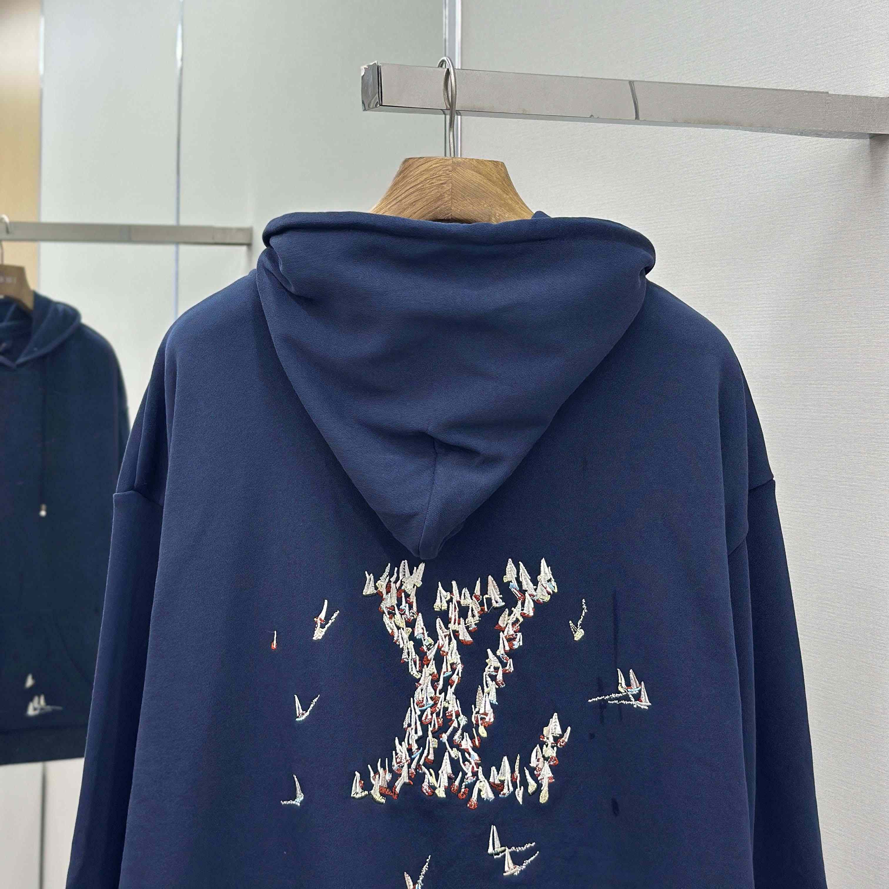 Louis Vuitton Embroidered Signature Hoodie   1AHW68 - FashionPlug