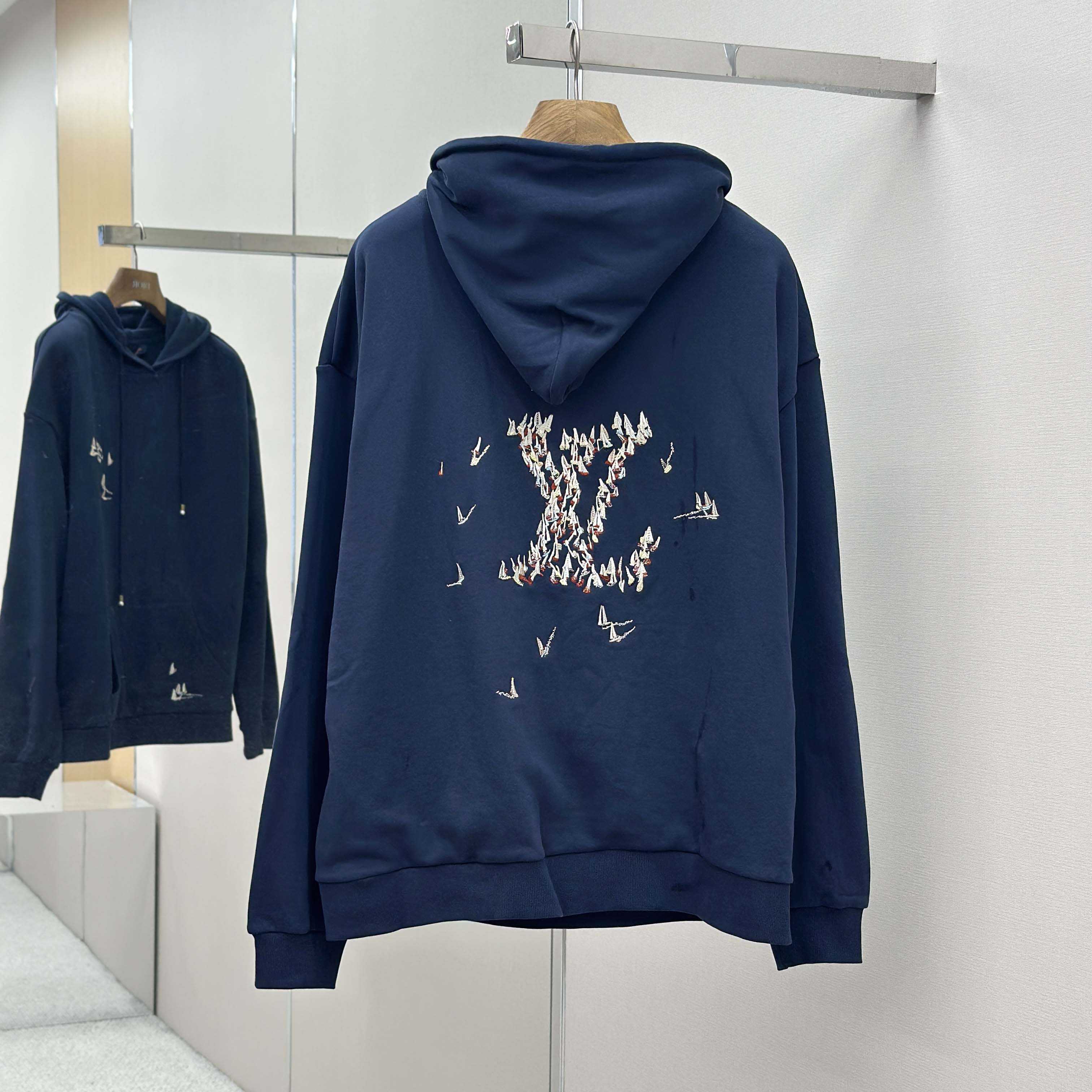 Louis Vuitton Embroidered Signature Hoodie   1AHW68 - FashionPlug