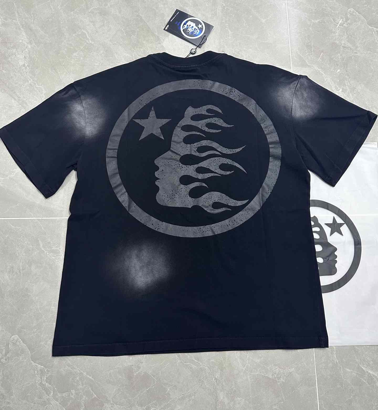 Hellstar Classic T-Shirt  - FashionPlug