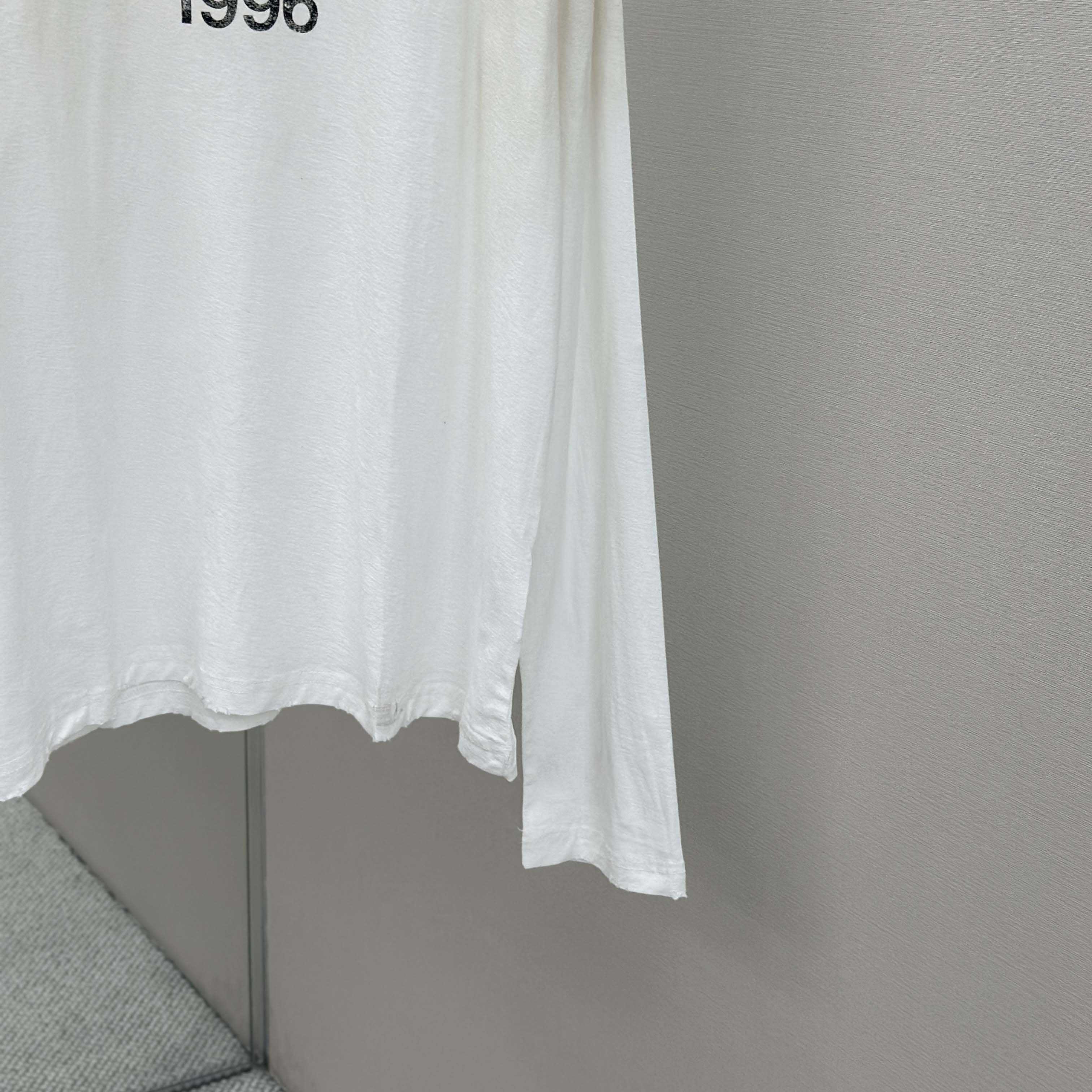 Acne Studios Logo T-shirt - Relaxed Fit - FashionPlug