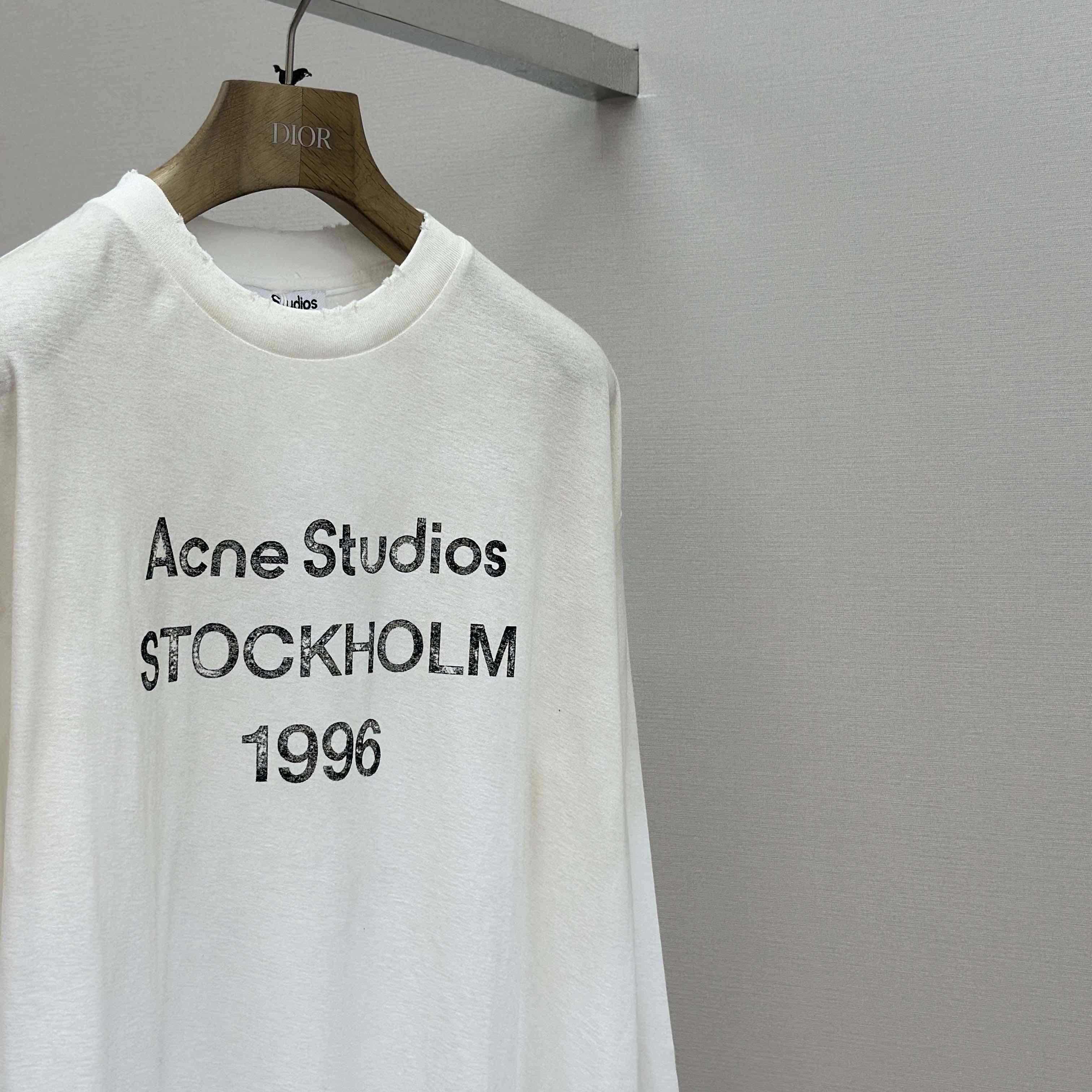 Acne Studios Logo T-shirt - Relaxed Fit - FashionPlug