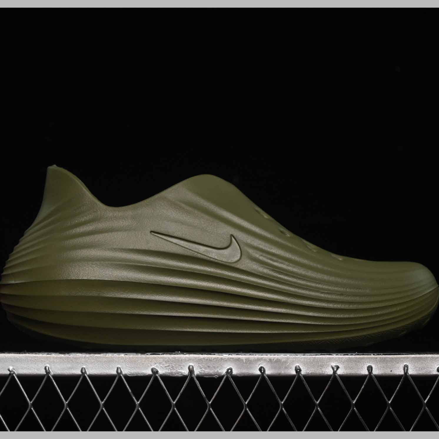 Nike ReactX Rejuven8 - FashionPlug